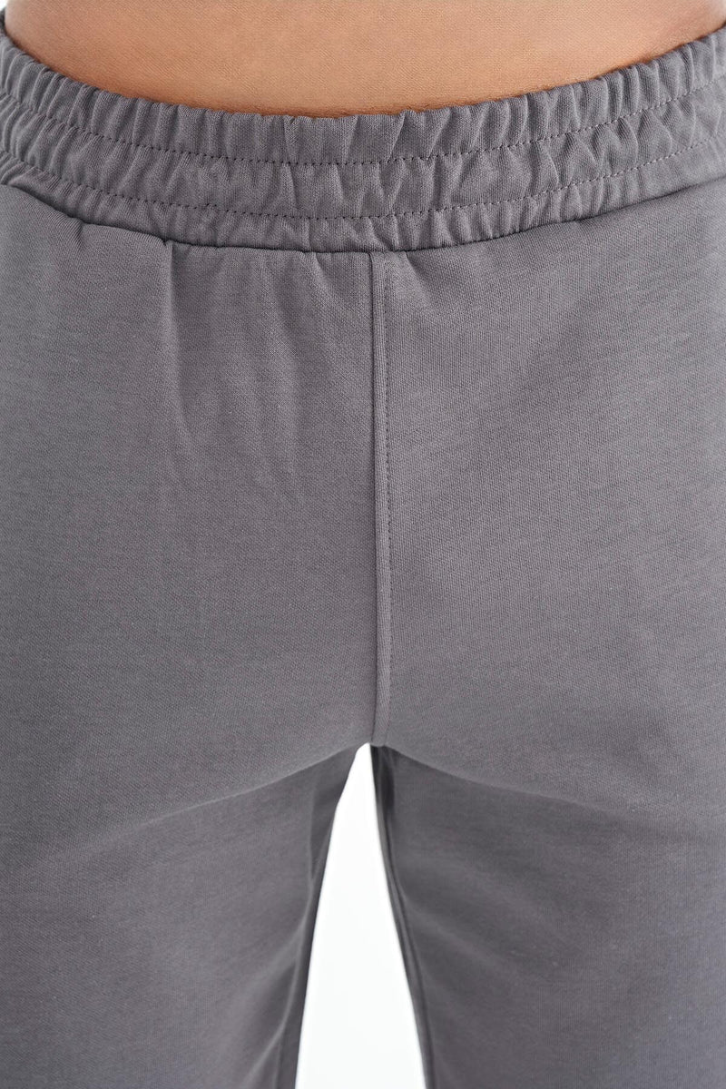 Short homme avec impression sur les côtés et taille élastique