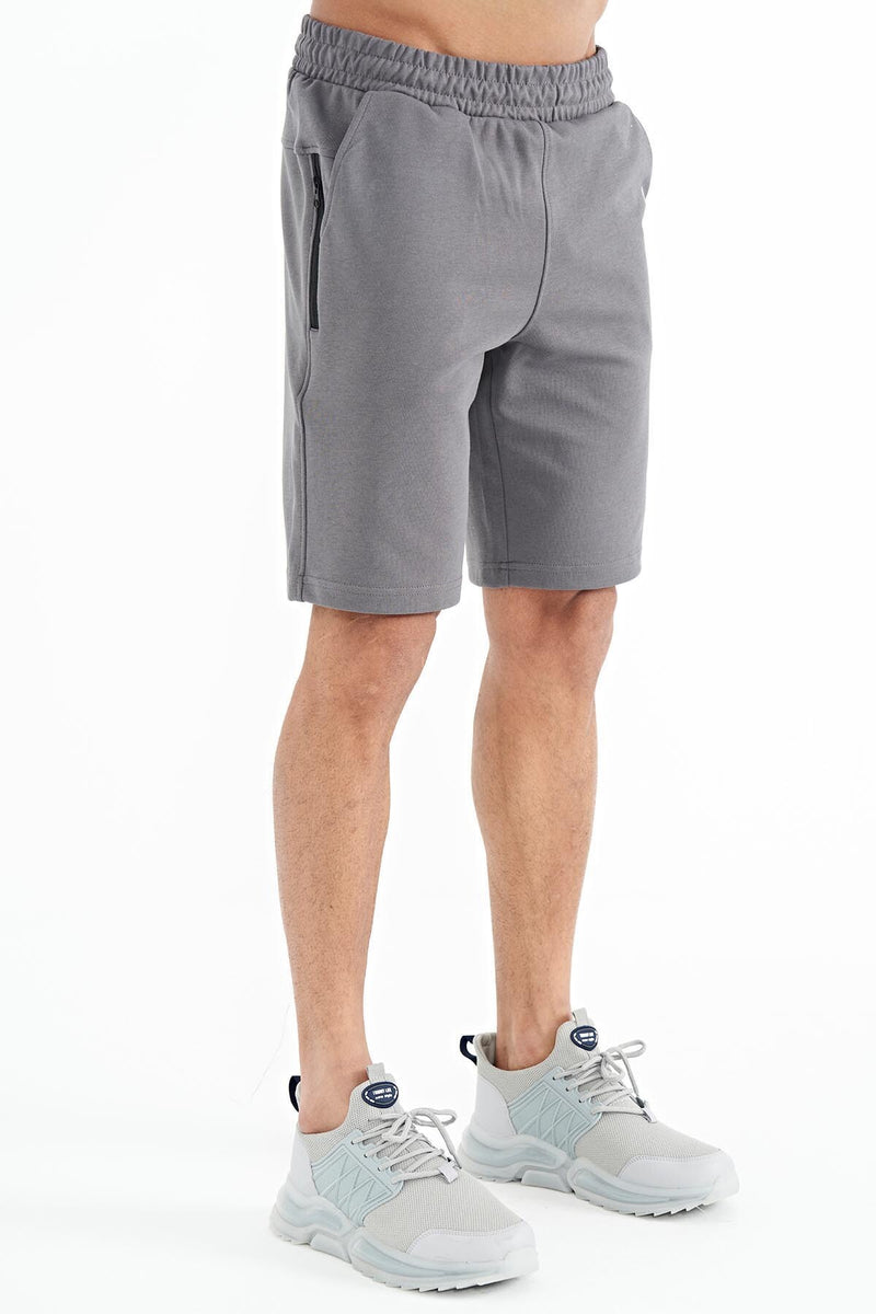 Short homme avec impression sur les côtés et taille élastique
