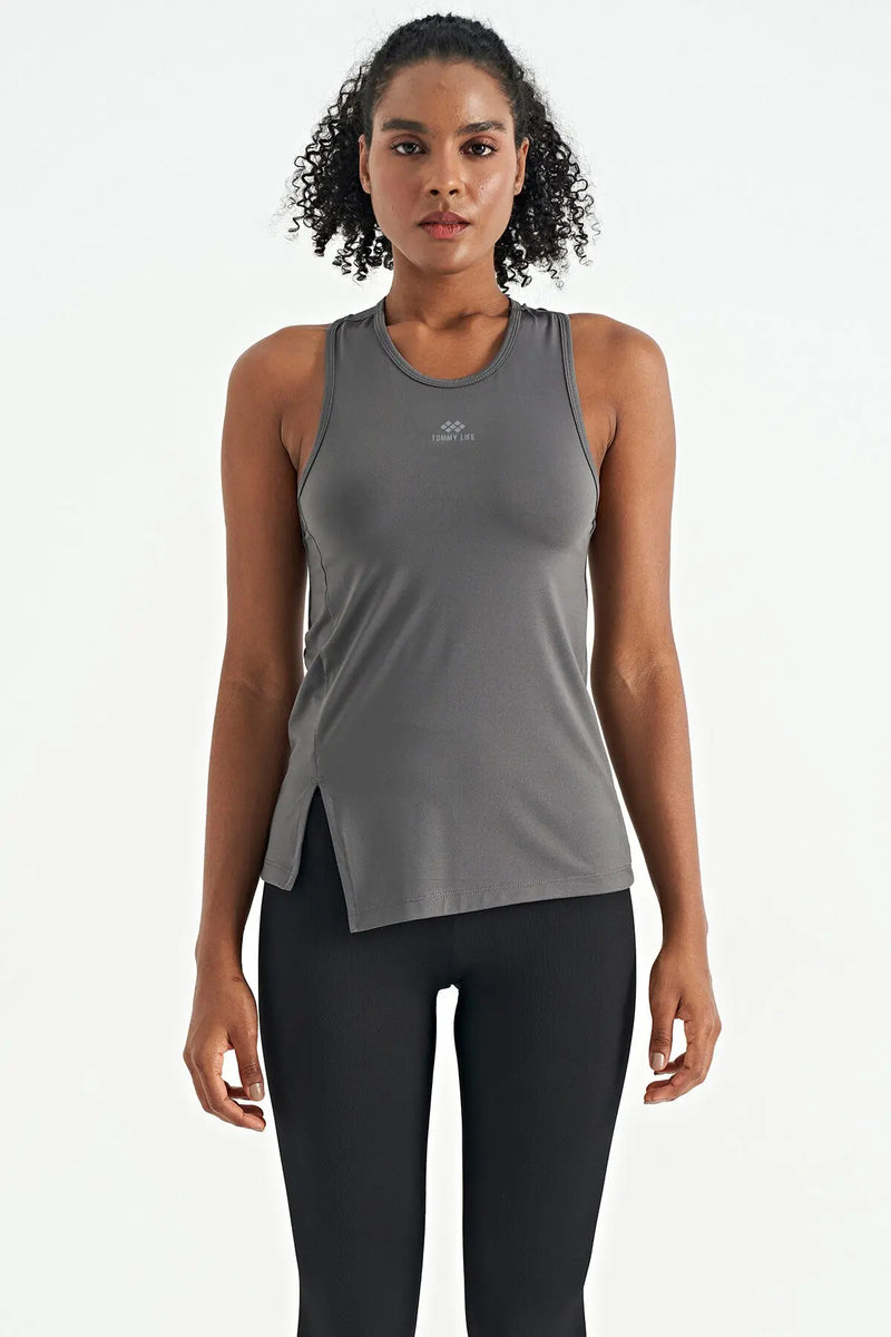 Débardeur de sport pour femme à col rond, sans manches, avec détails fente - 97256