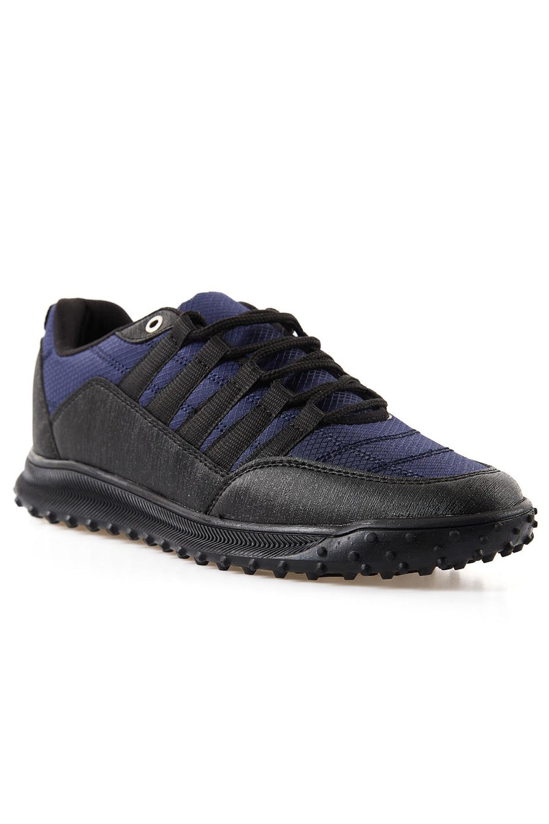 Baskets Sportives à Lacets pour Homme - Détails en Cuir Synthétique et Filet