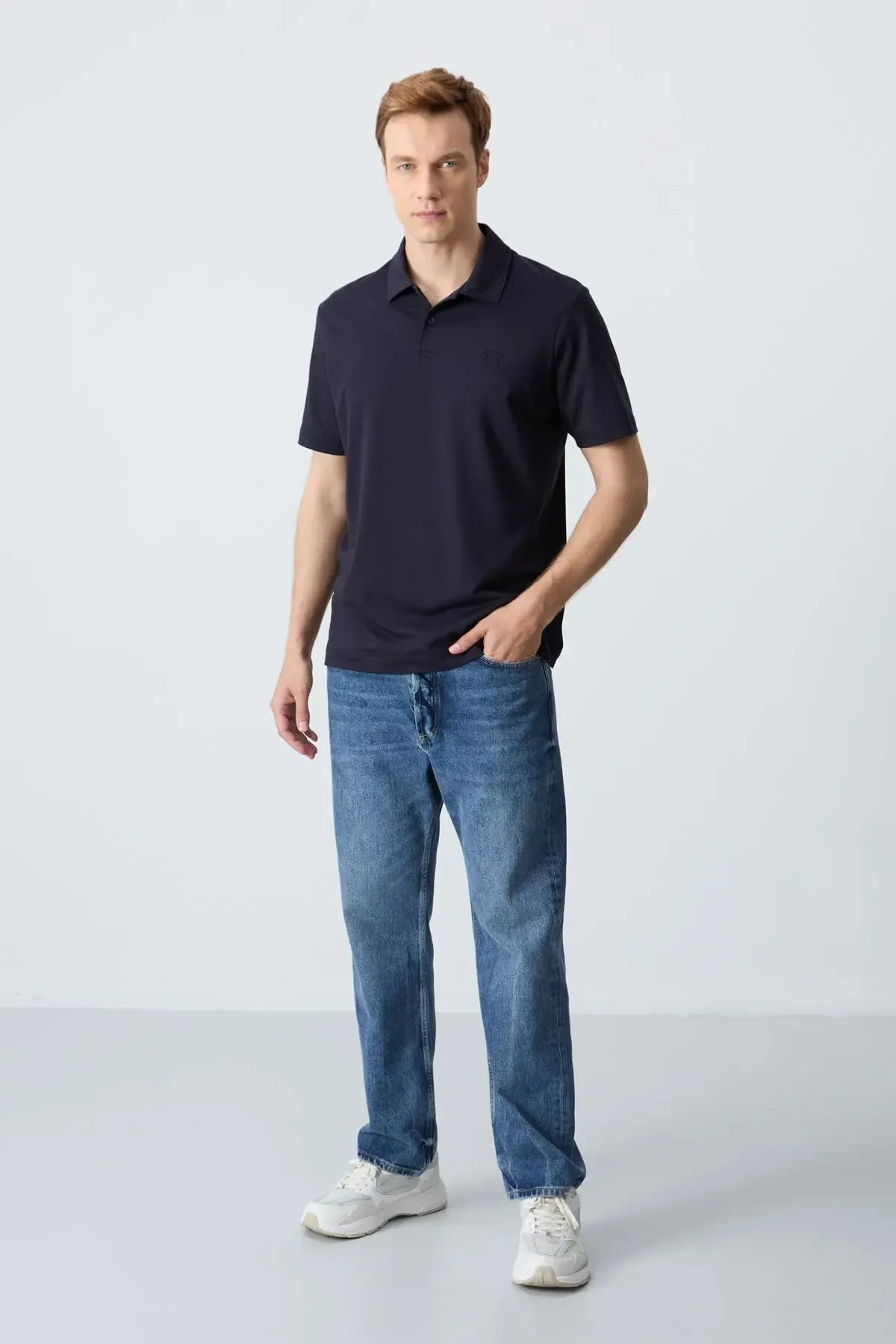 Polo homme en maille avec logo col polo coupe standard- 87748 - Justyol