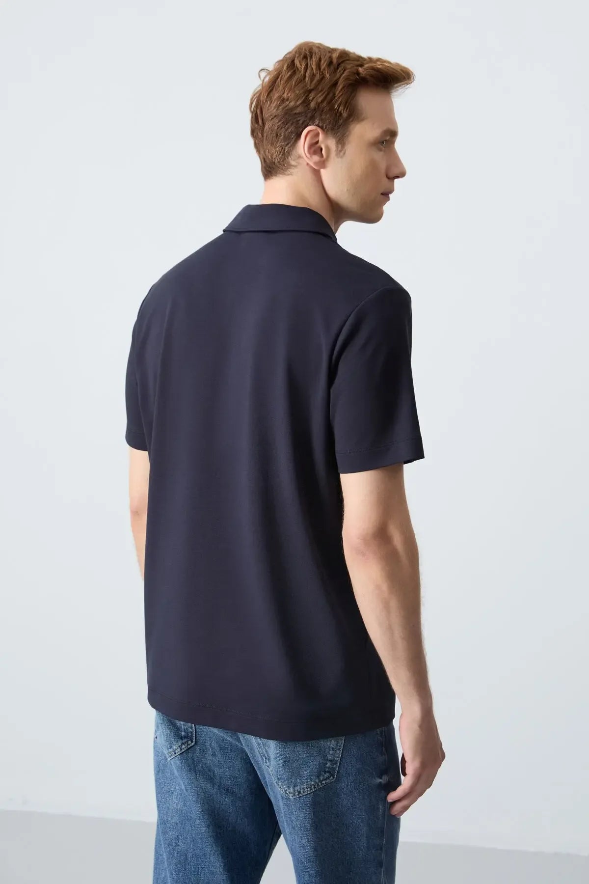 Polo homme en maille avec logo col polo coupe standard- 87748 - Justyol