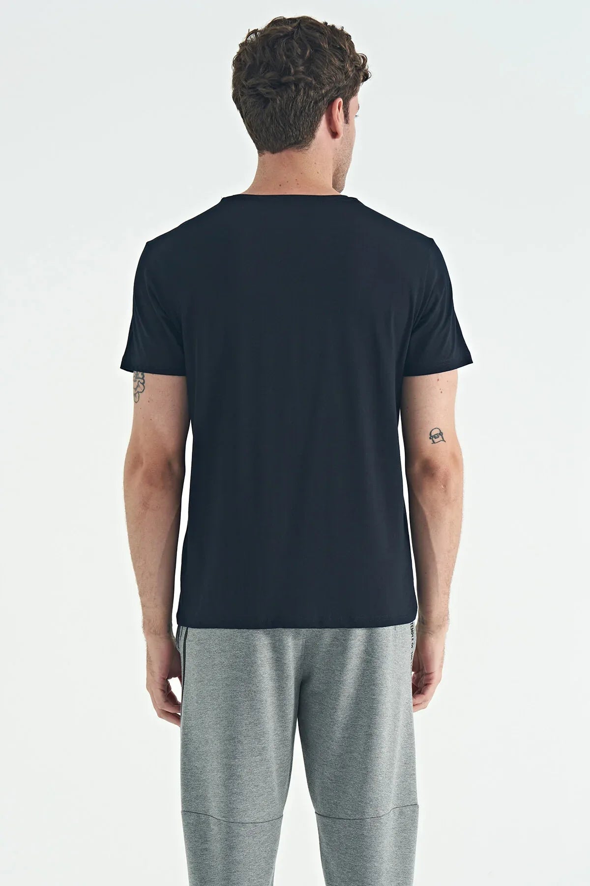 t‑shirt homme Elvis coupe standard casual- 88218 - Justyol