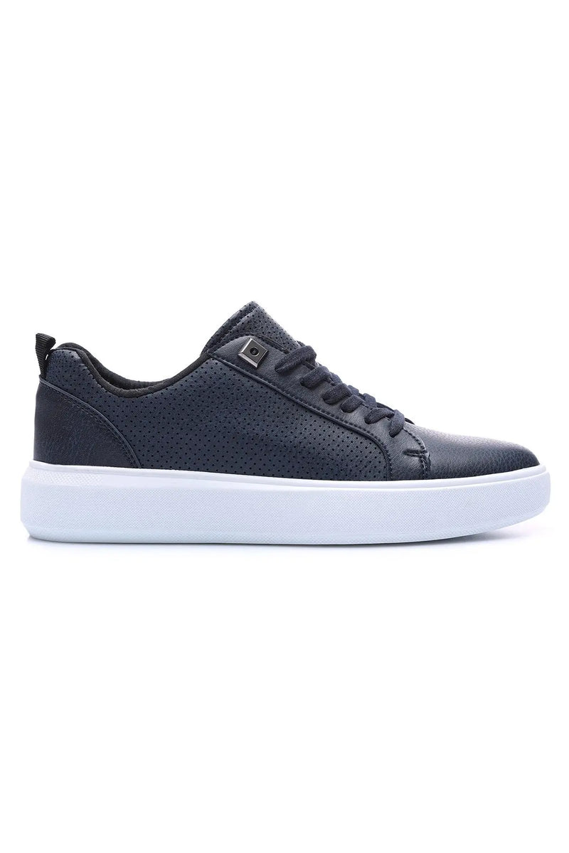 Baskets Homme en Similicuir Perforé à Lacets - 89055