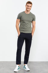 <tc>Pantalon de survêtement homme coupe standard avec poches zippées et détails texte, jambes classiques - 84744</tc>