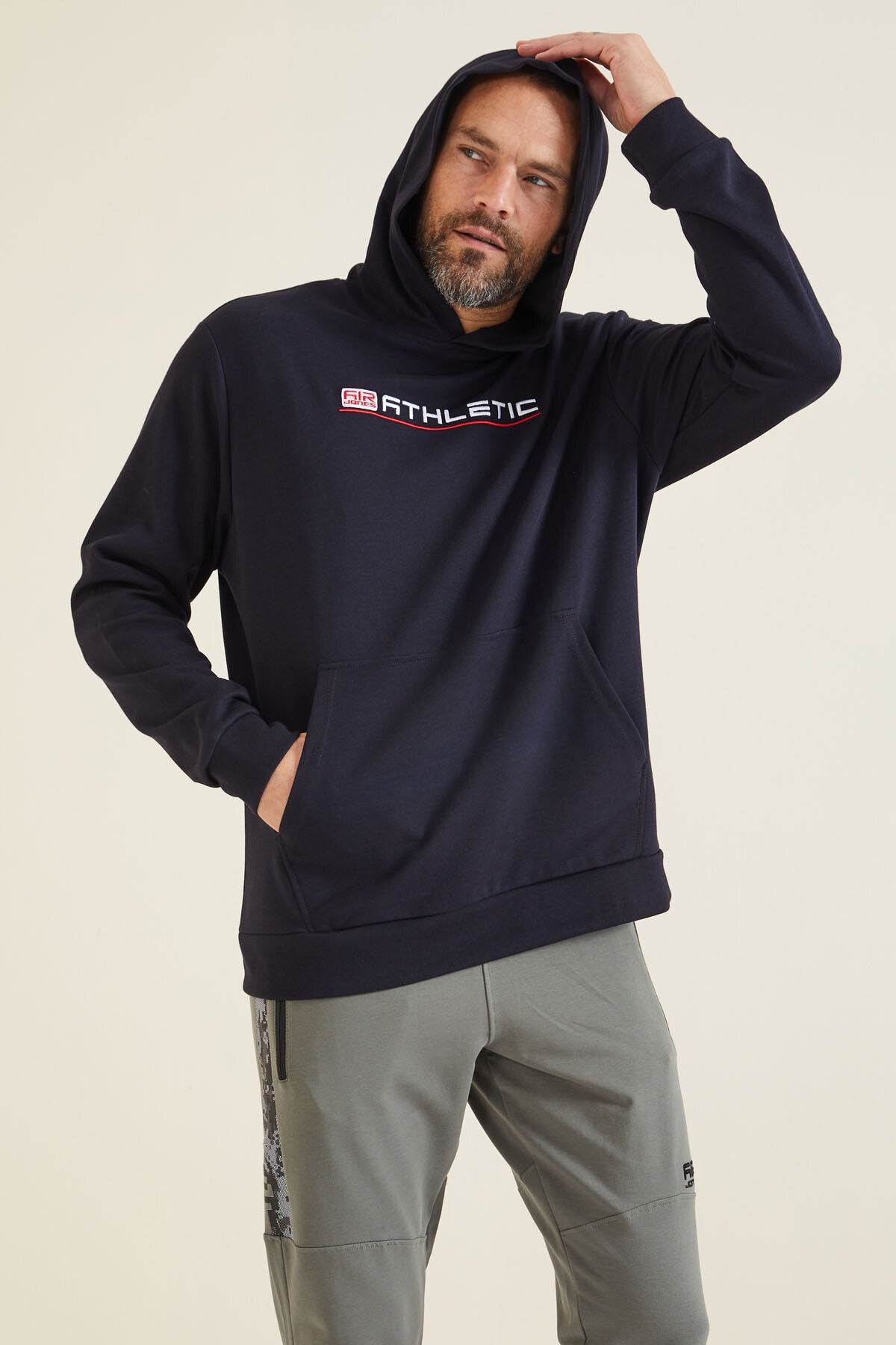 <tc>Sweatshirt homme à capuche Pierce - 88132</tc>