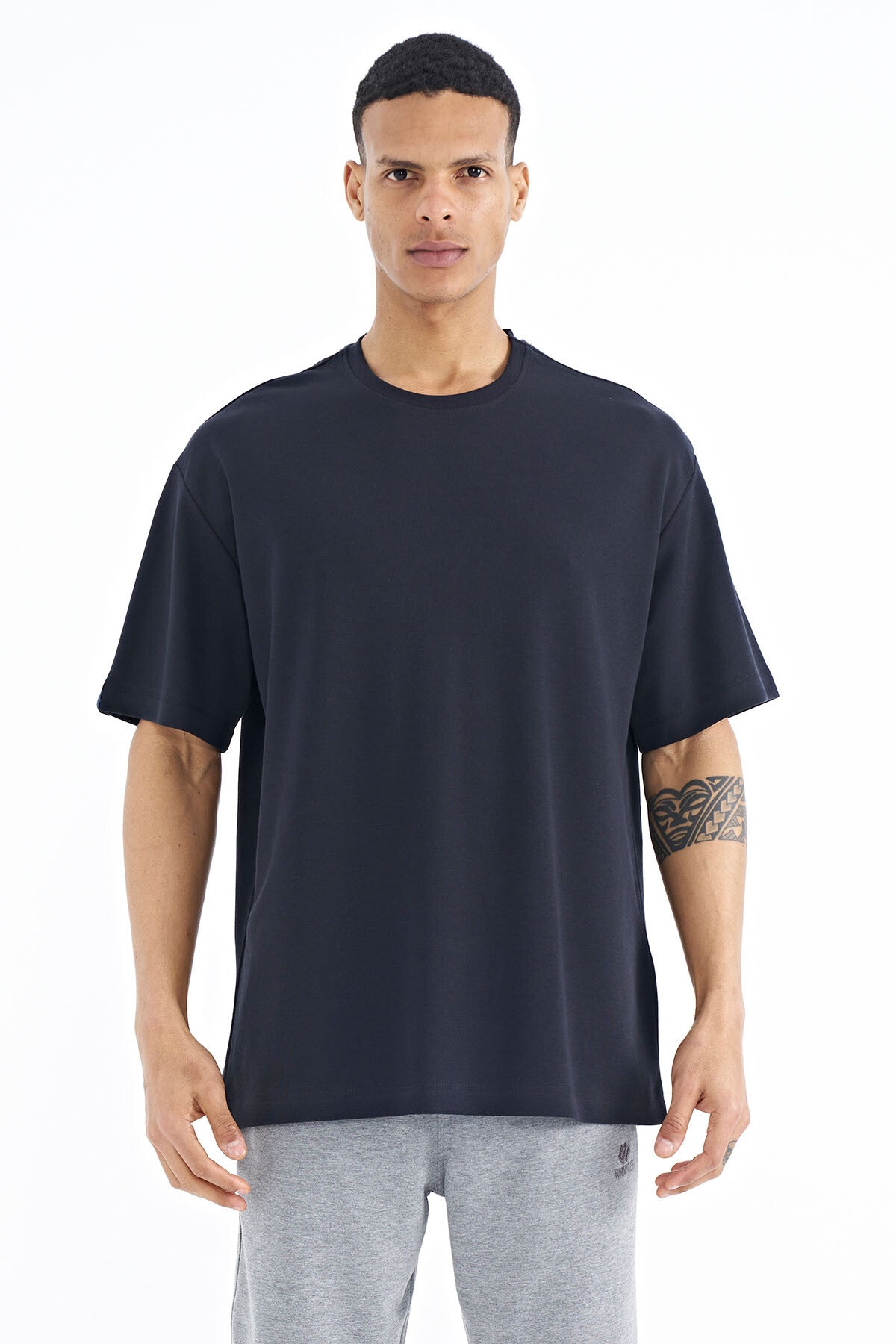 kol arma detayli basic oversize erkek t-shirt - 88193