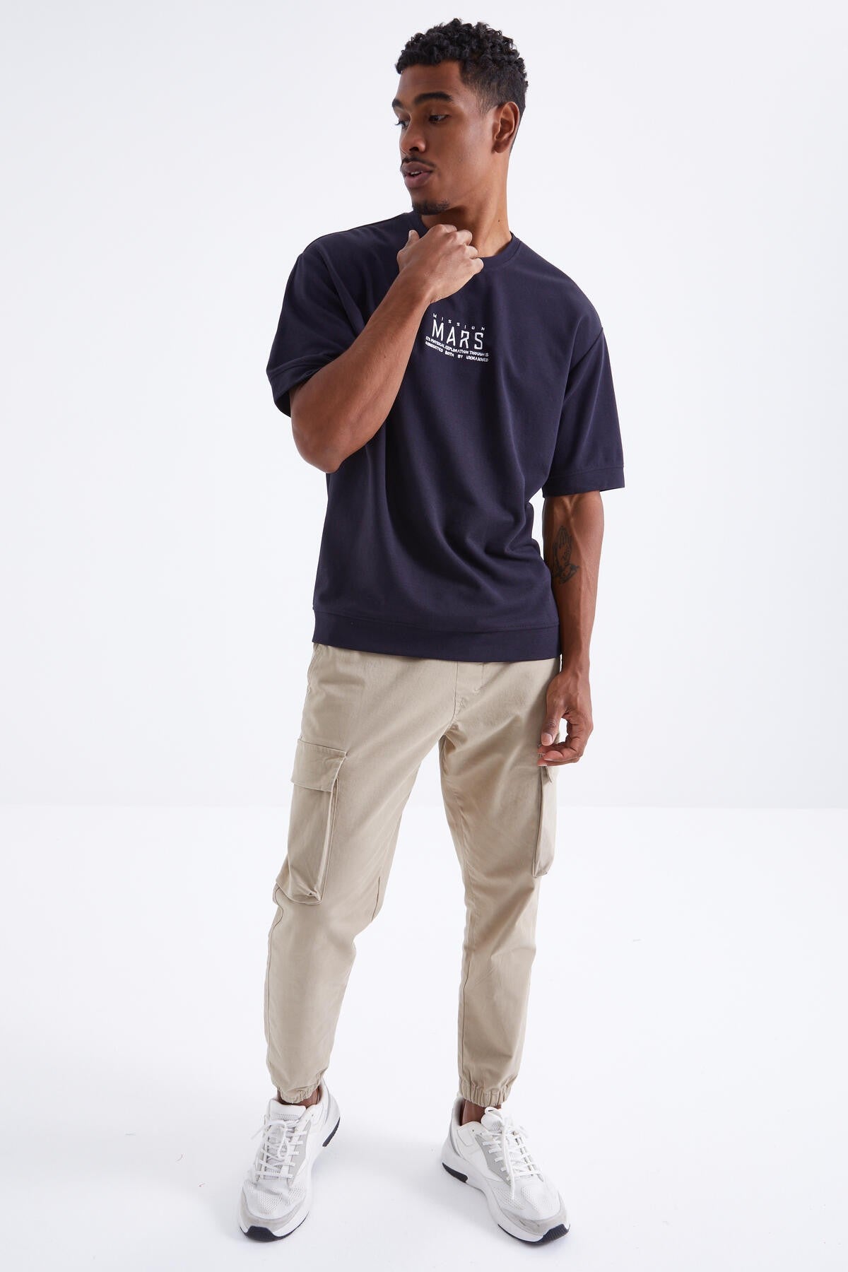 mars yazi nakişli o yaka erkek oversize t-shirt - 88104 JMen