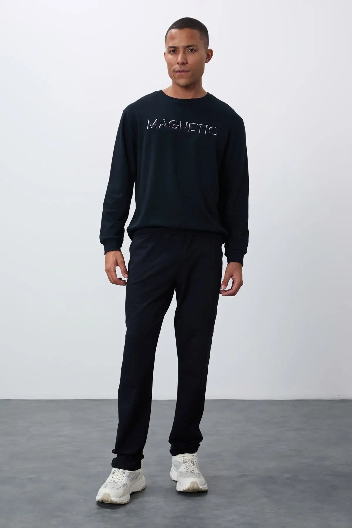 yazi nakişli o yaka rahat form erkek sweatshirt - 88020 - Justyol