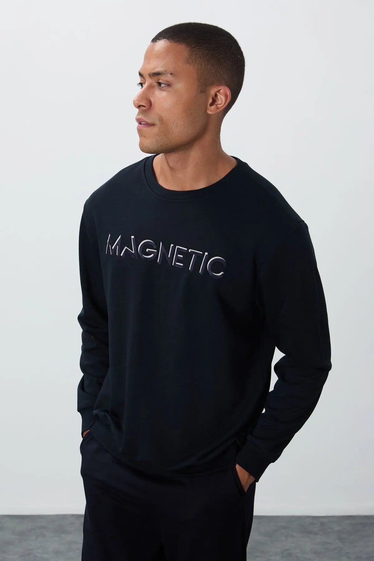 yazi nakişli o yaka rahat form erkek sweatshirt - 88020 - Justyol