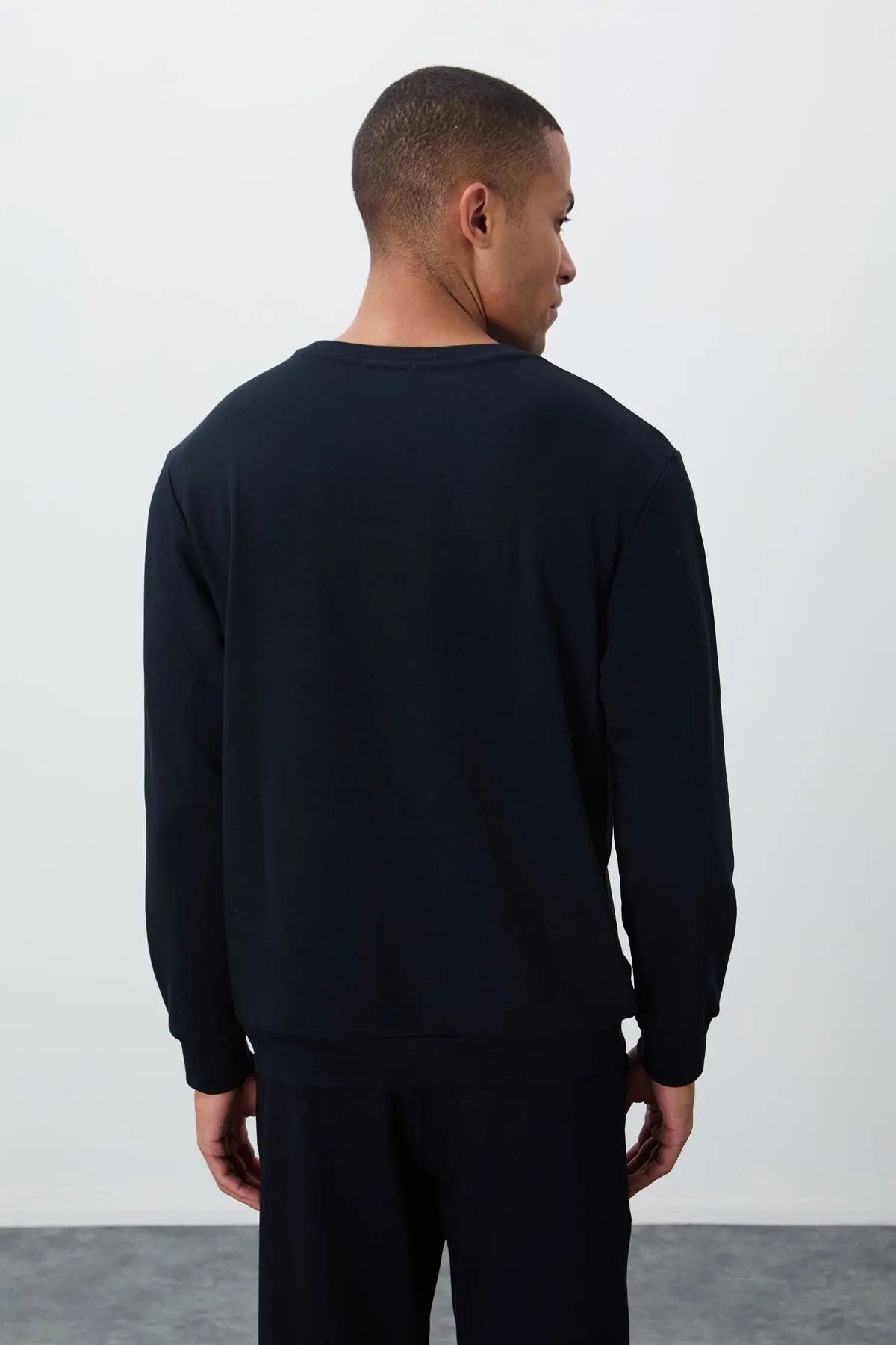 yazi nakişli o yaka rahat form erkek sweatshirt - 88020 - Justyol