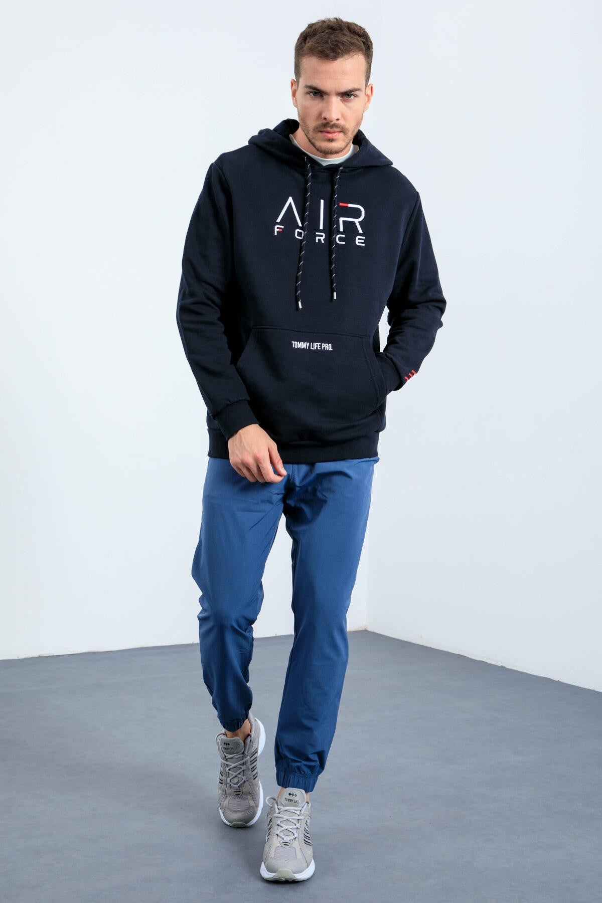 yazi nakişli standart kalip kapüşonlu erkek sweatshirt - 87838