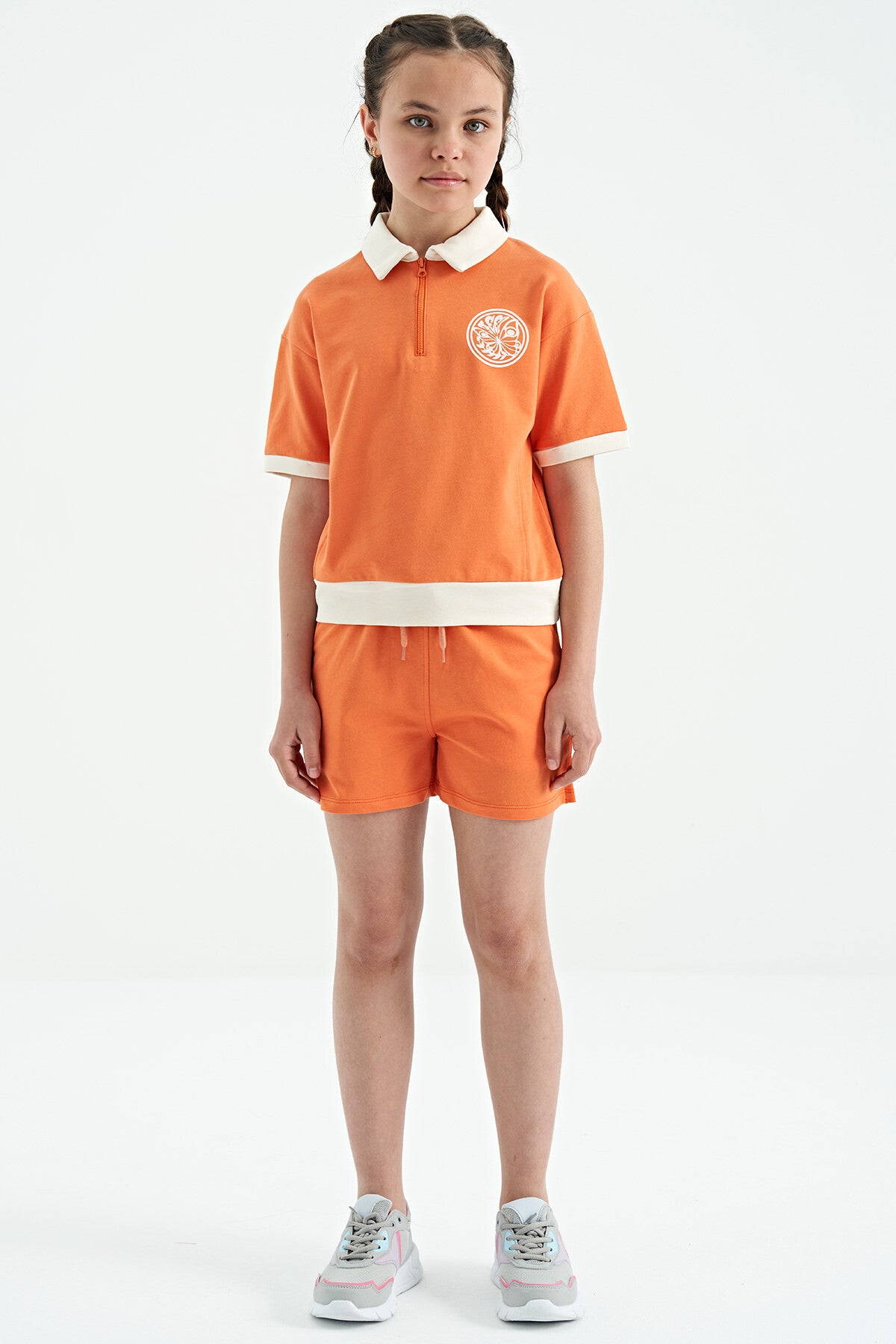 <tc>Ensemble short pour fille avec haut à col orange et manches courtes, coupe confortable - 75131</tc>