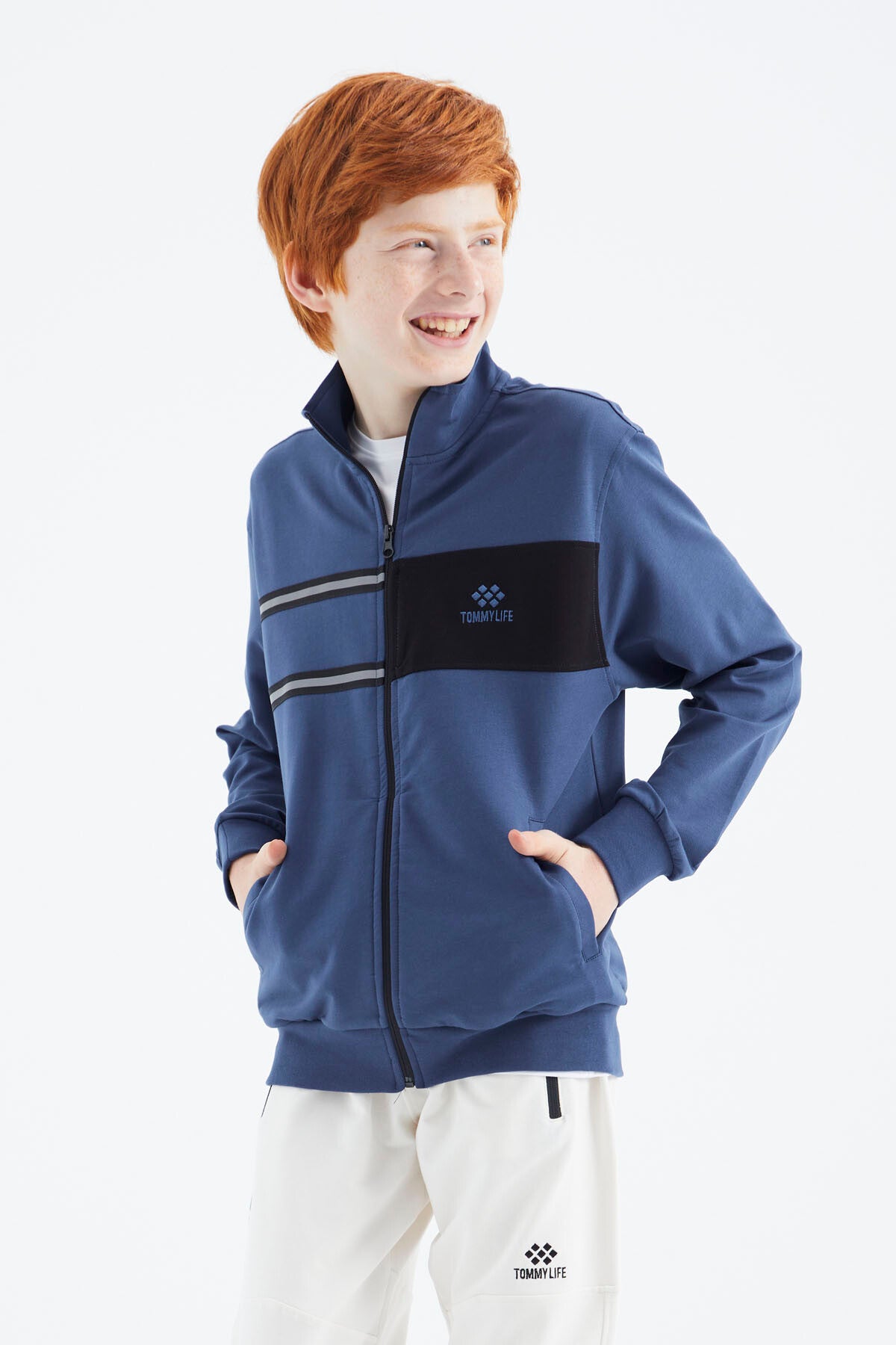 <tc>Sweatshirt pour garçon à col montant - 11183</tc>