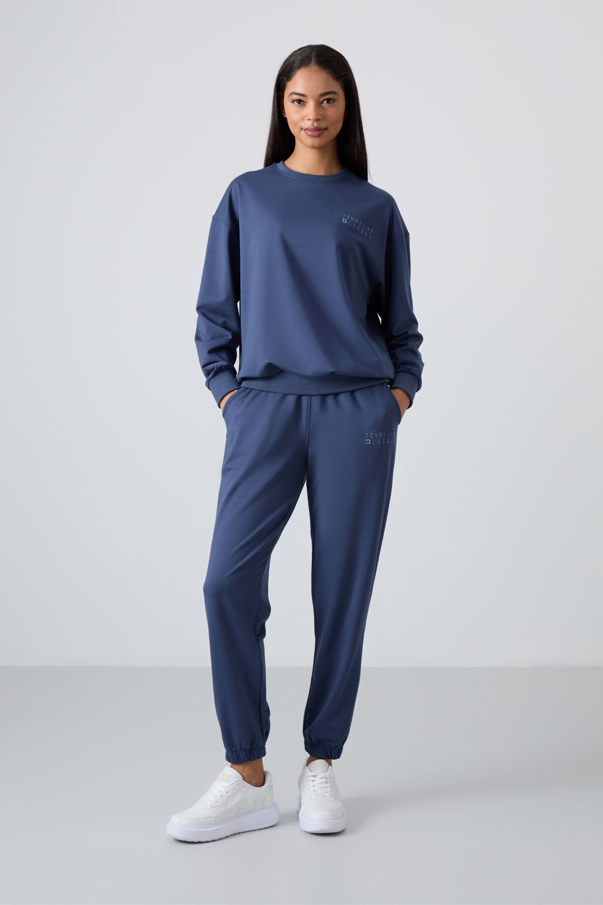 <tc>Ensemble de survêtement femme oversize à col rond avec chevilles élastiques - 95287</tc>