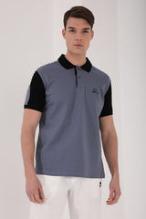 <tc> Polo à col montant pour homme avec impression sur une épaule, coupe standard - 87940</tc>