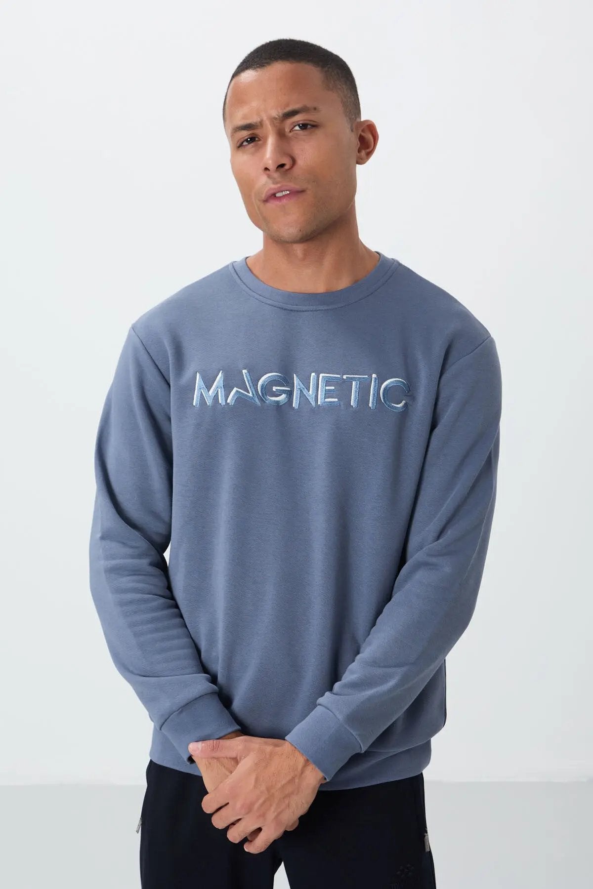 yazi nakişli o yaka rahat form erkek sweatshirt - 88020 - Justyol