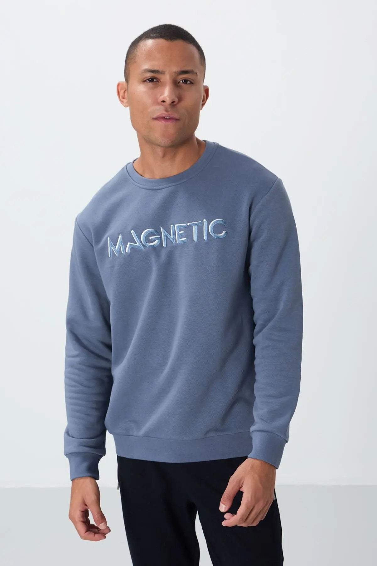 yazi nakişli o yaka rahat form erkek sweatshirt - 88020 - Justyol