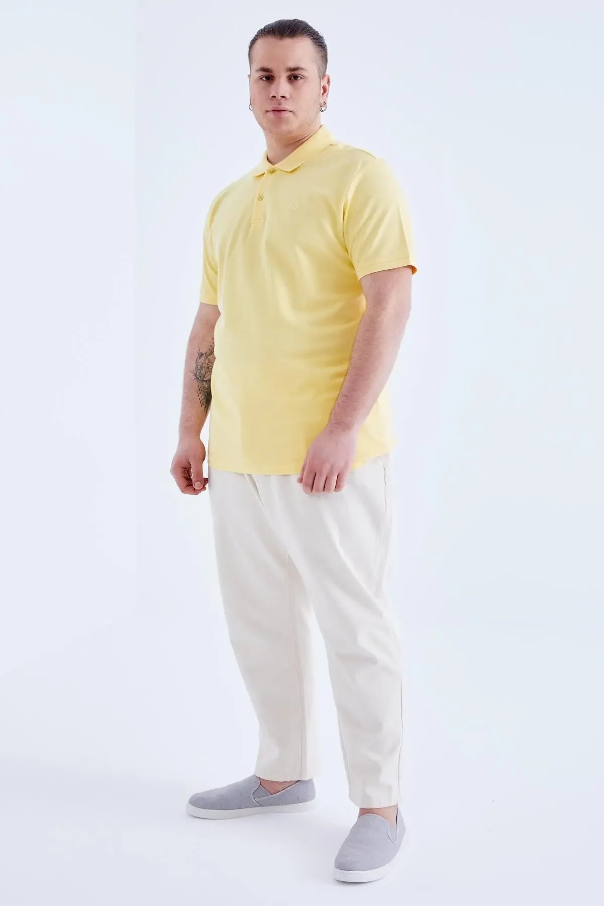 Polo homme en maille avec logo col polo coupe standard- 87748 - Justyol