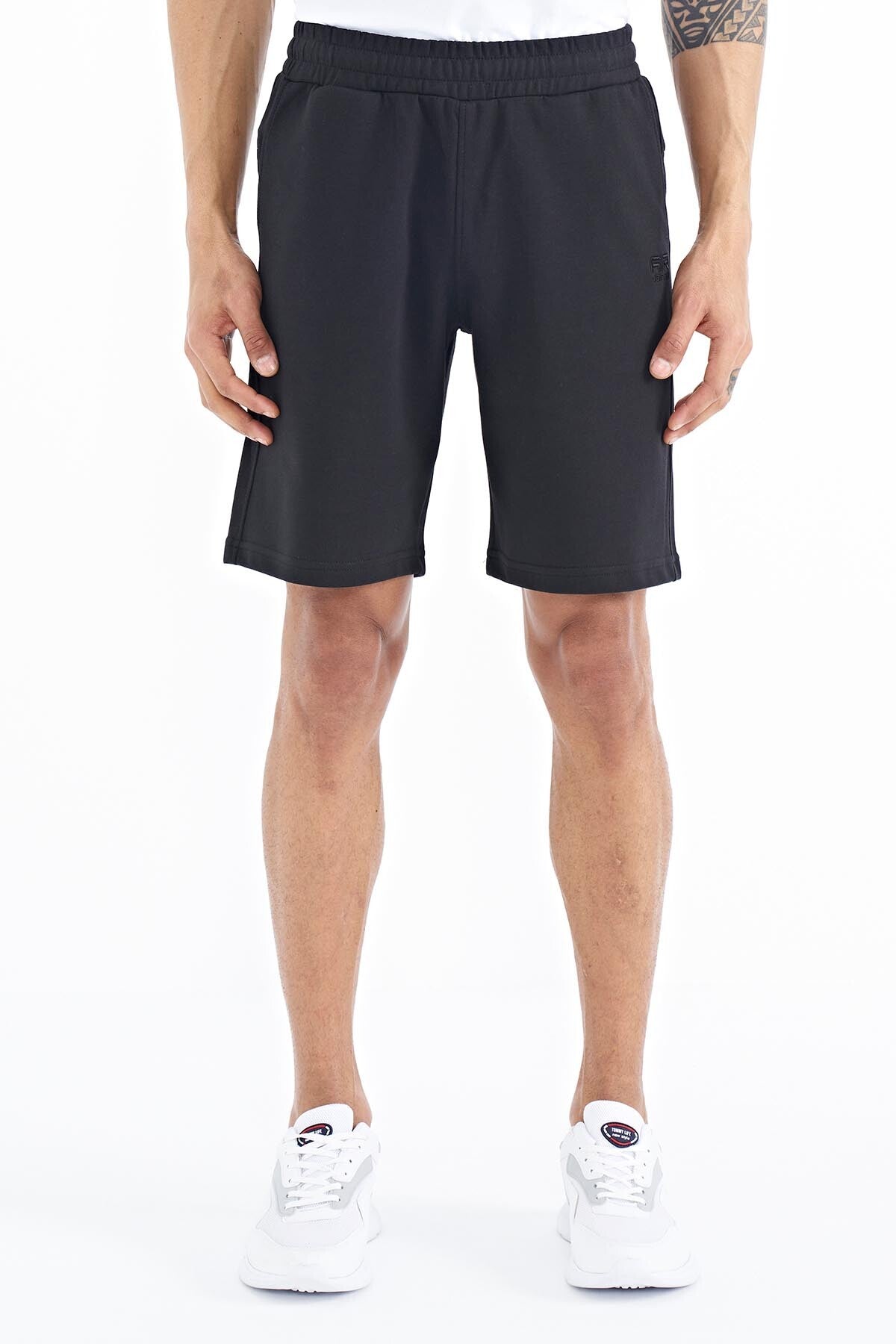 <tc>Short homme Evan - Standard Fit - 81240</tc>