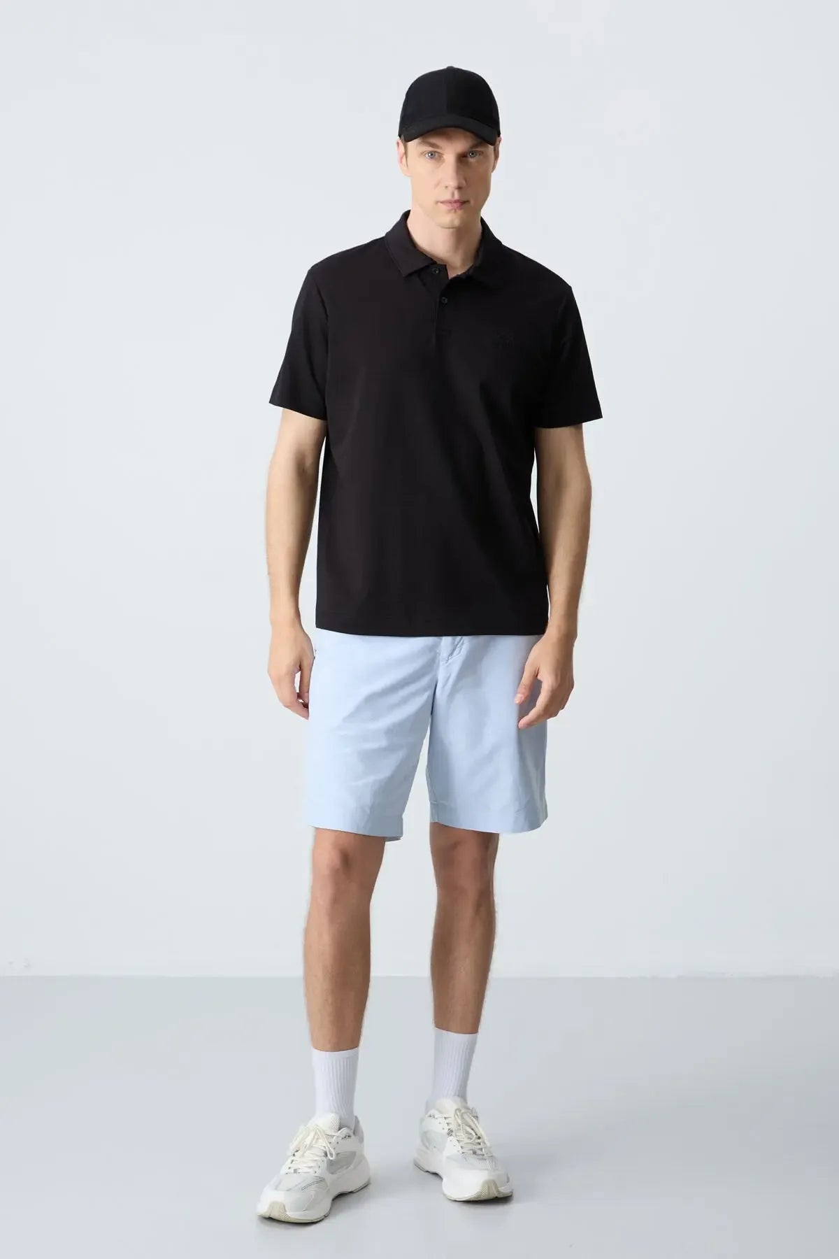 Polo homme en maille avec logo col polo coupe standard- 87748 - Justyol