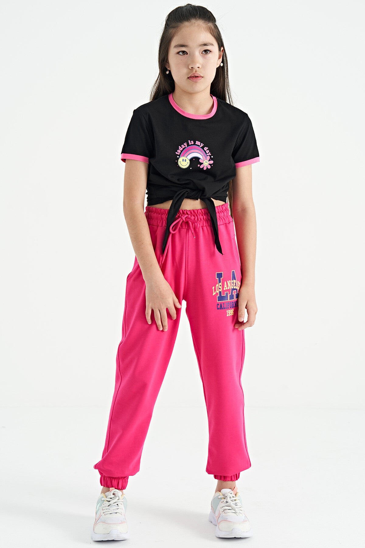 <tc>T-shirt fille à col rond avec imprimé, détail de nouage multicolore - 75113</tc>