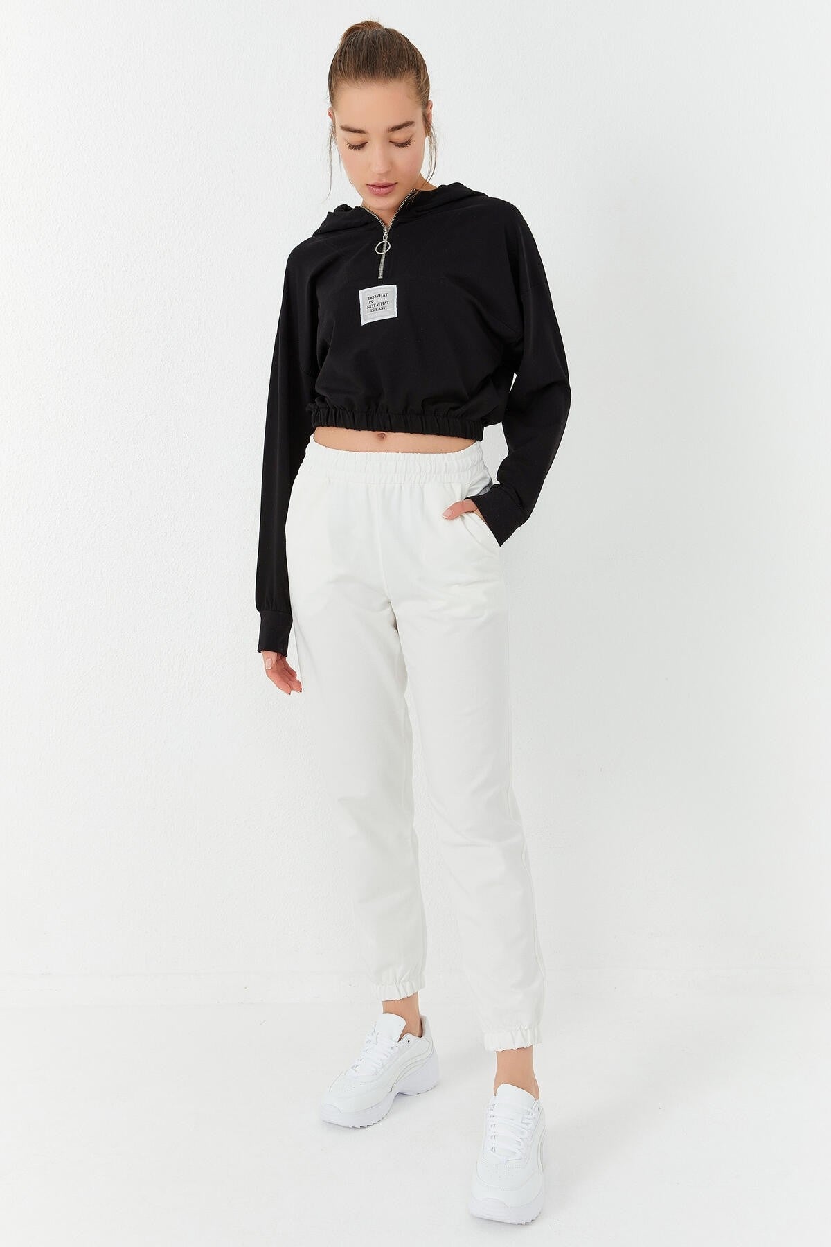 <tc>Sweatshirt crop top pour femme, à capuche, avec demi-fermeture éclair, taille élastique, coupe décontractée - 97155</tc>