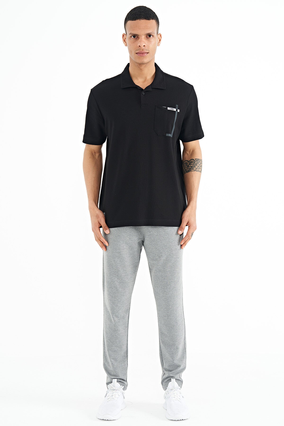 <tc>T-shirt pour homme à col polo, coupe standard, imprimé et détails de poche - 88241</tc>