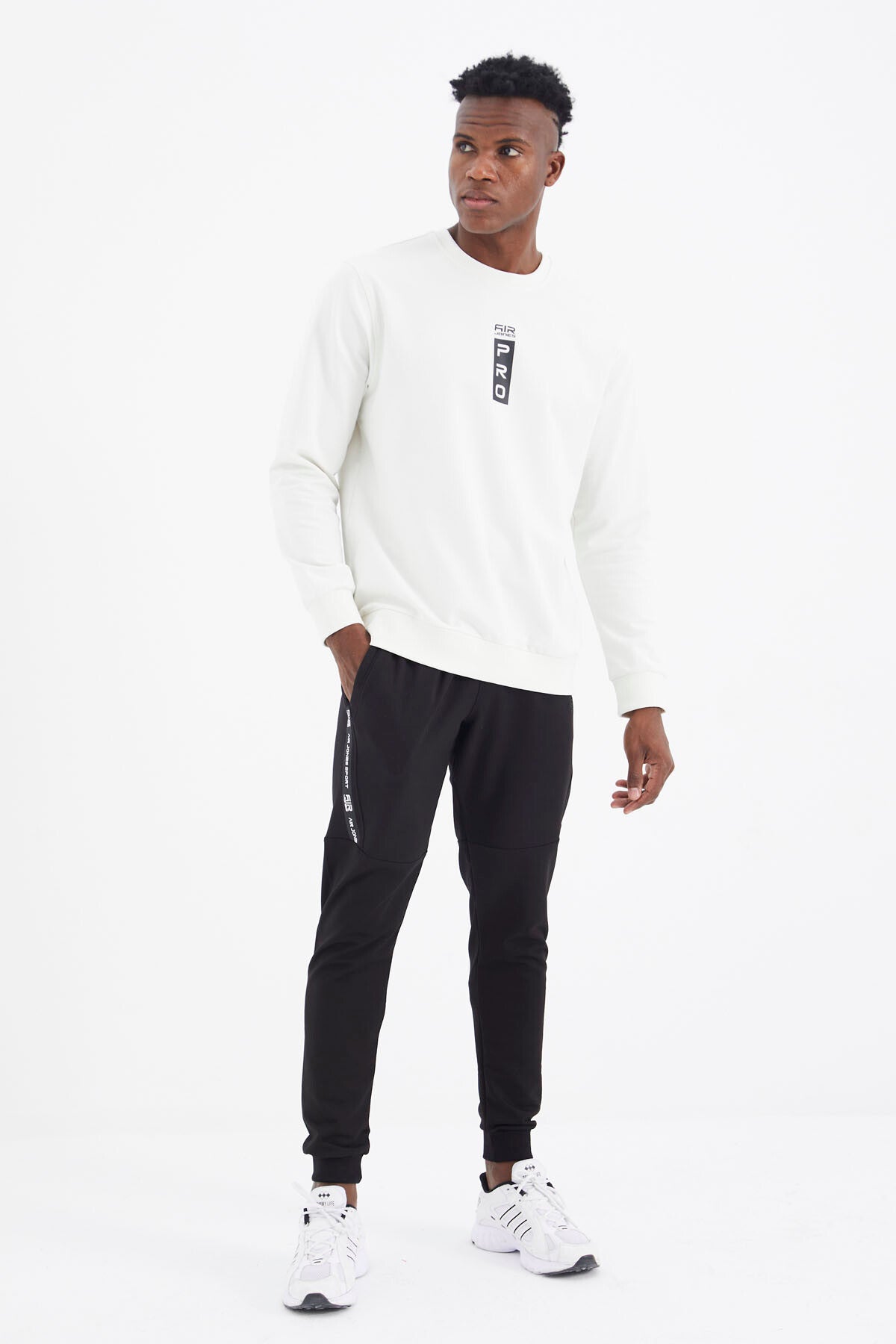 <tc>jogger pour homme Daniel - 82116</tc>