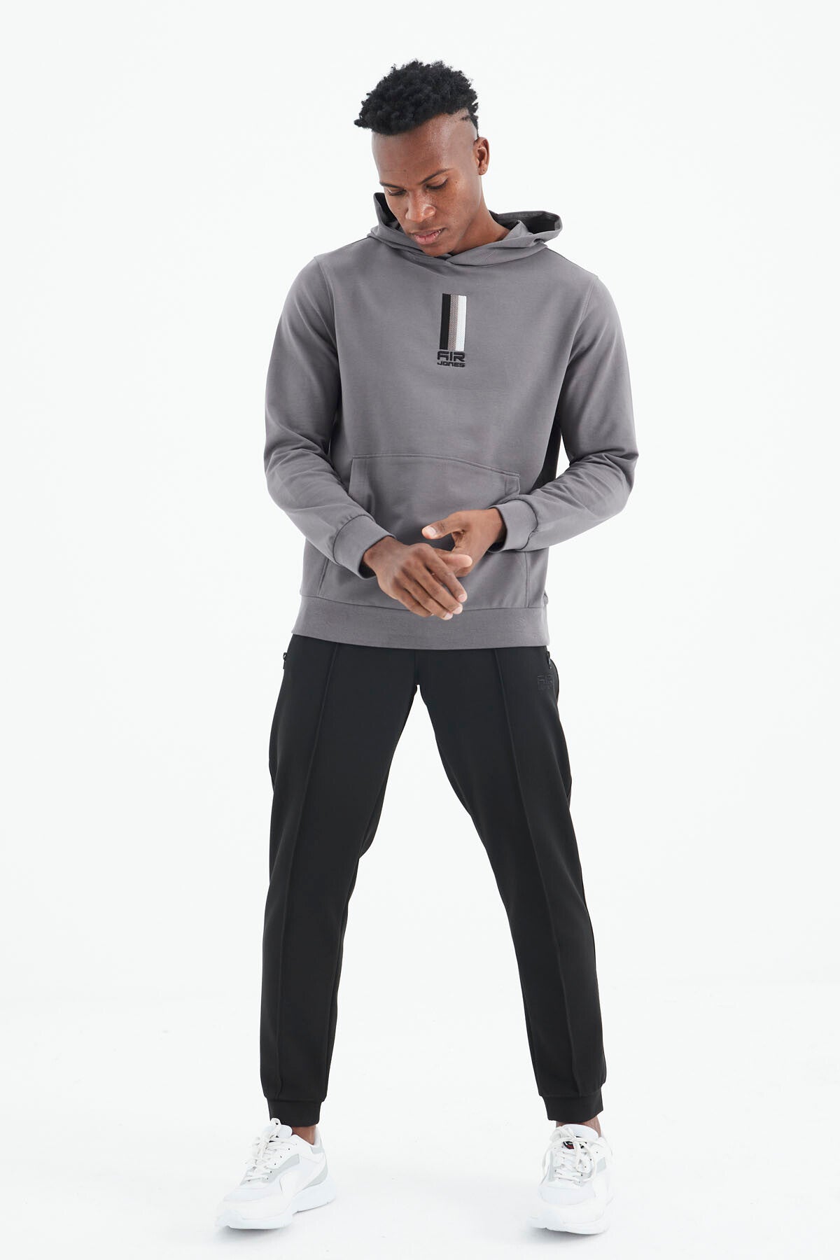 <tc>jogger pour homme Darian - 82113</tc>