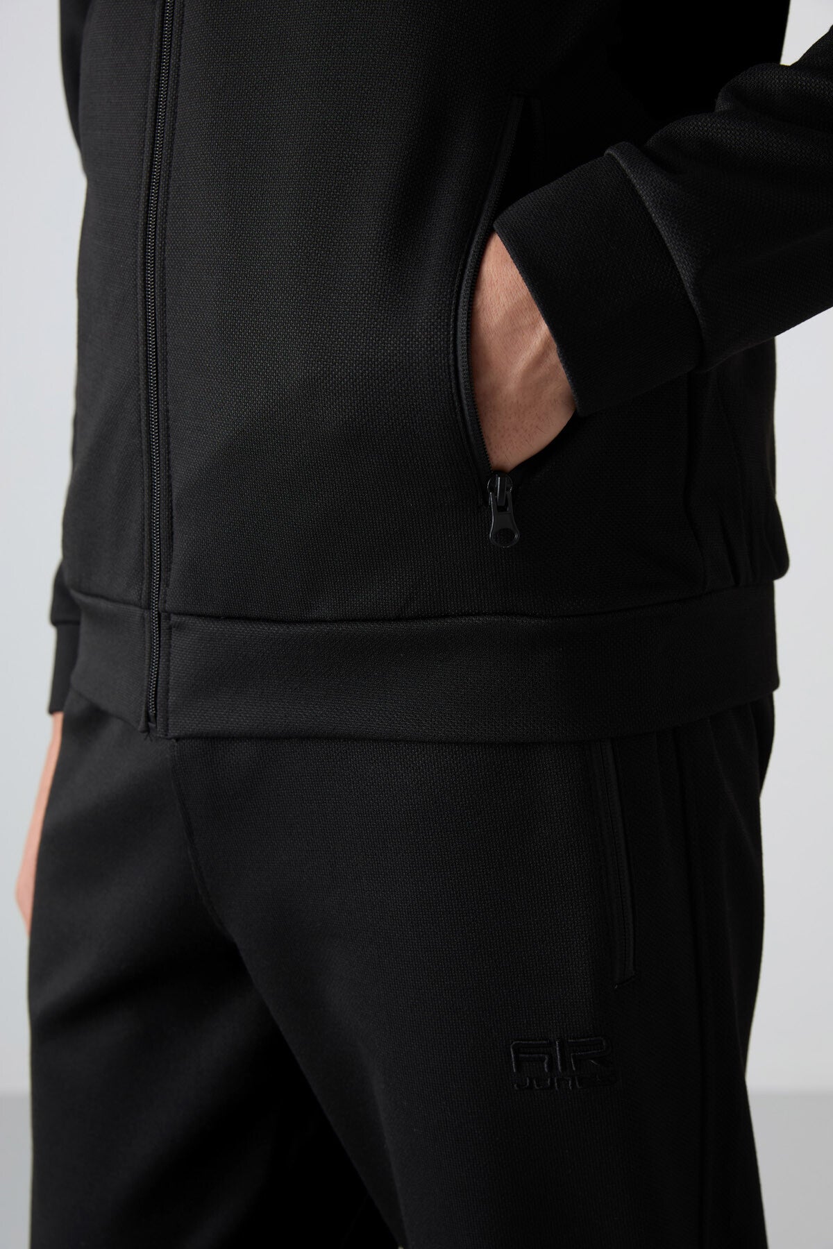 hugo gri melanj - siyah jogger erkek eşofman takim - 85198 - Justyol