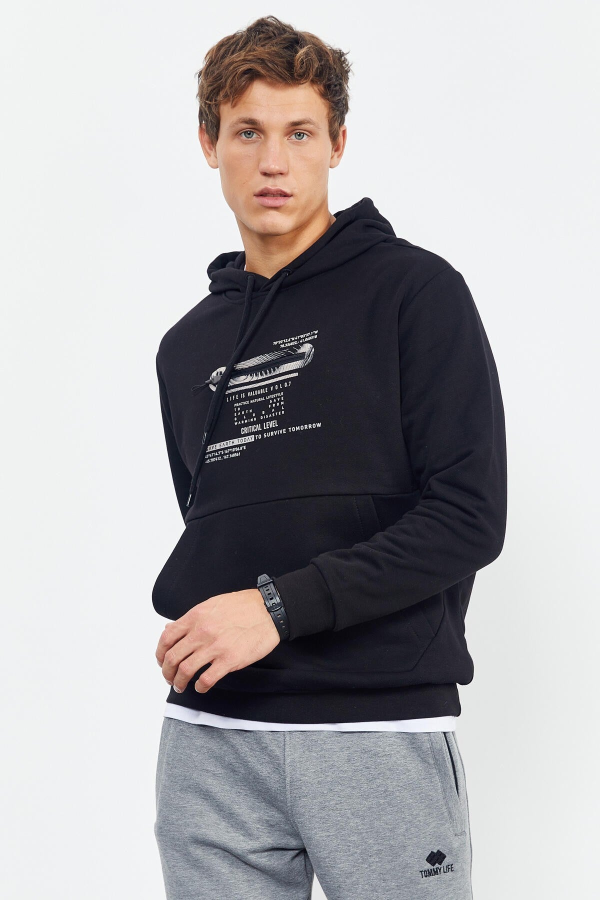 <tc>Sweatshirt homme à capuche imprimé avec poche kangourou, coupe décontractée - 88019</tc>