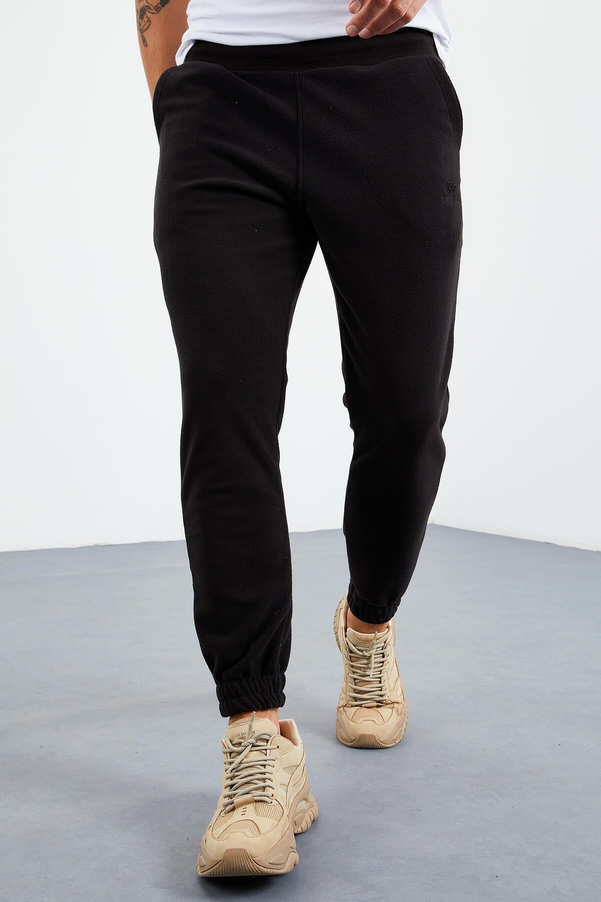 <tc>Pantalon jogger homme en polaire avec poches zippées, coupe décontractée - 84866</tc>