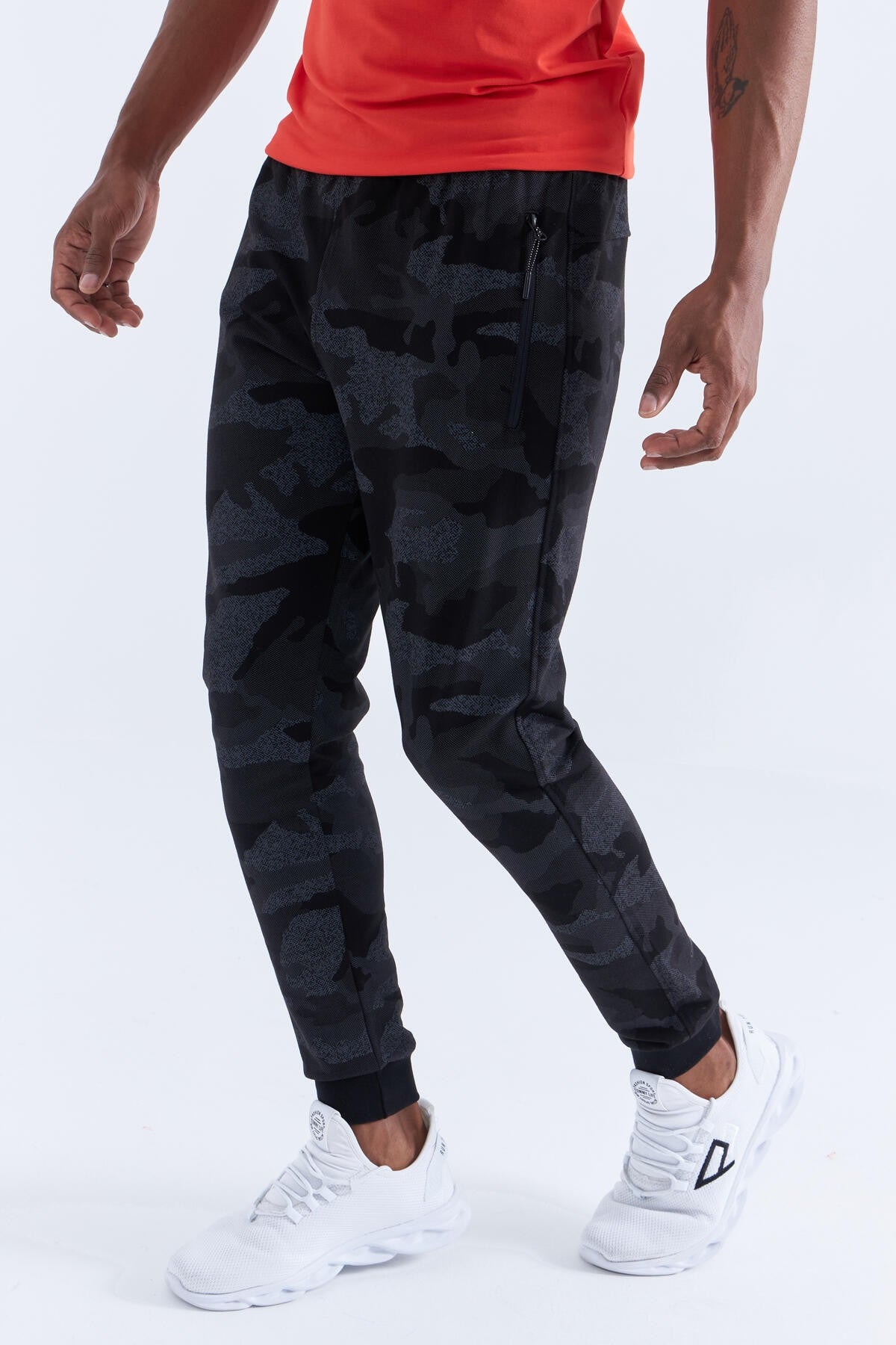 <tc>Pantalon de survêtement jogger homme coupe slim avec motif camouflage - 84754</tc>