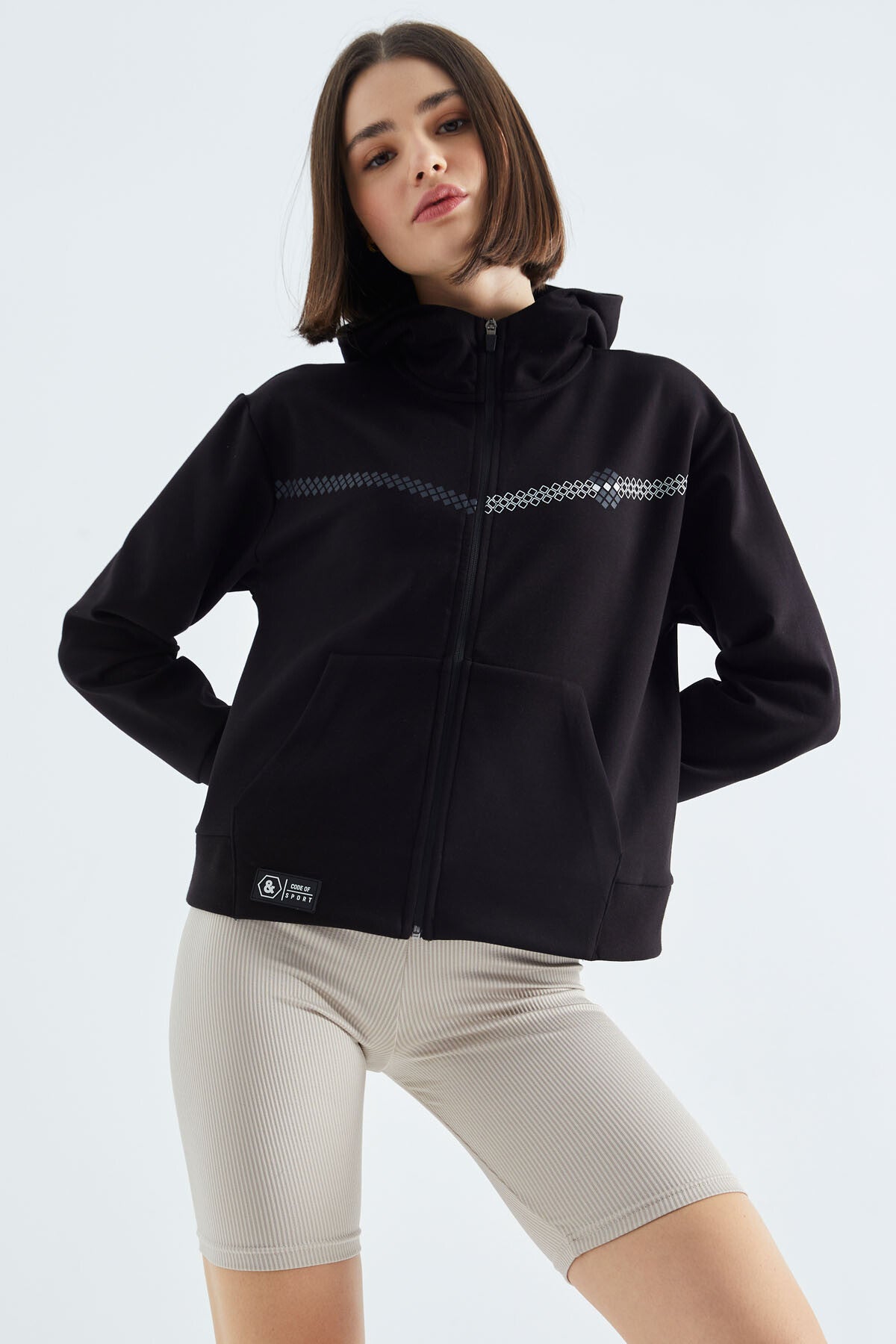 <tc>Sweatshirt femme à capuche et fermeture éclair - 97277</tc>