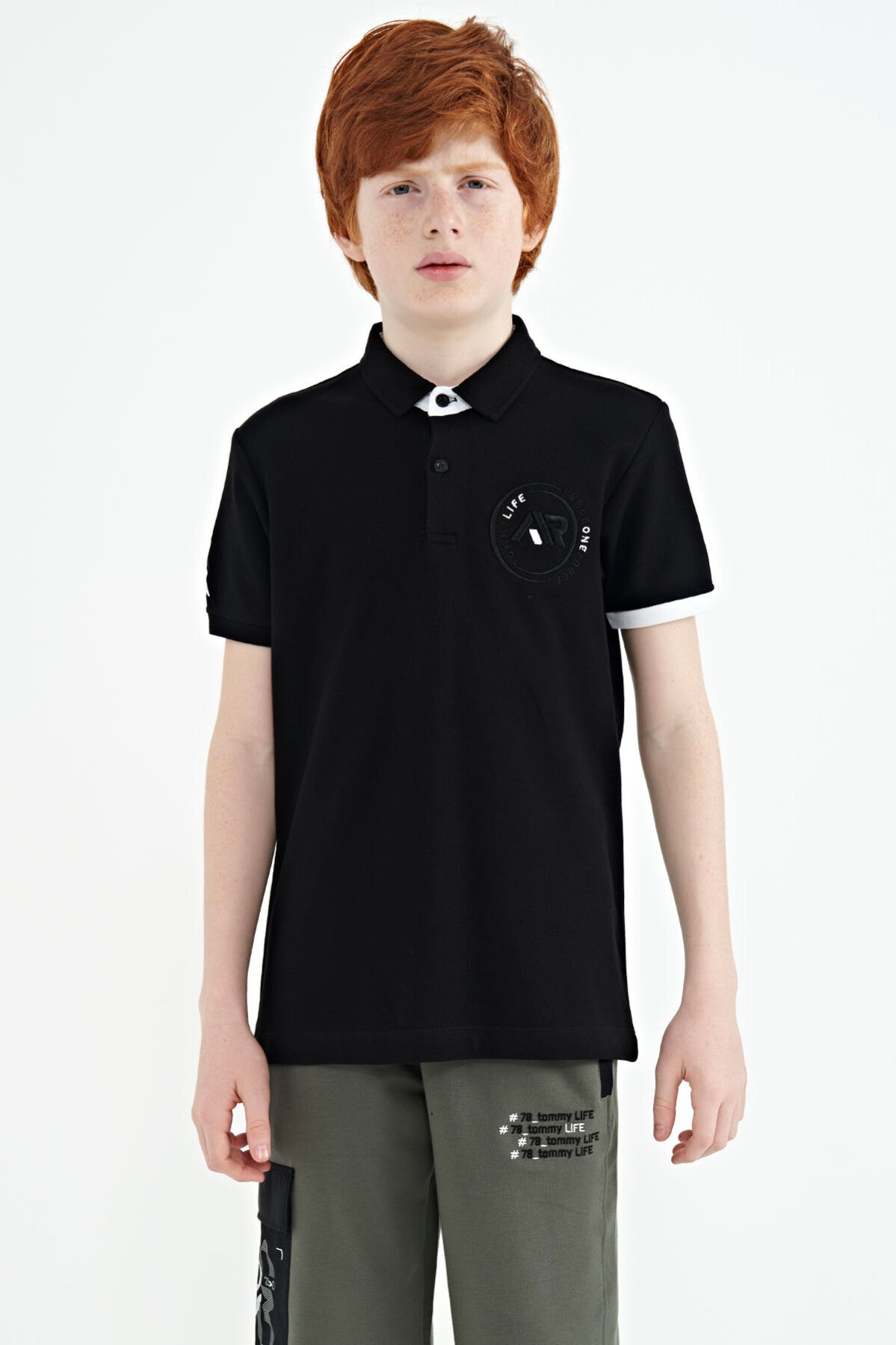 <tc>T-shirt pour garçon à col polo, coupe standard, avec broderie de logo et poignets de couleur - 11138</tc>