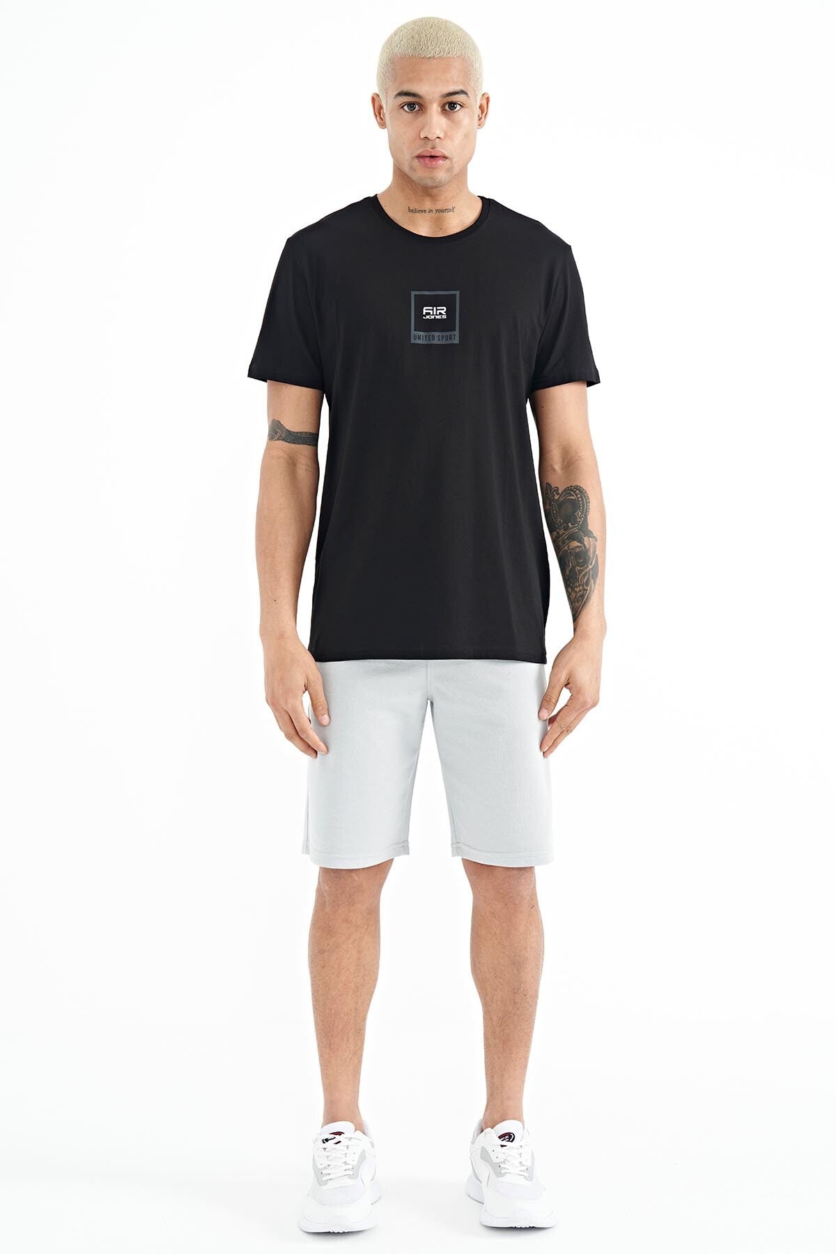 <tc>T-shirt homme à col rond Adney - 88230</tc>