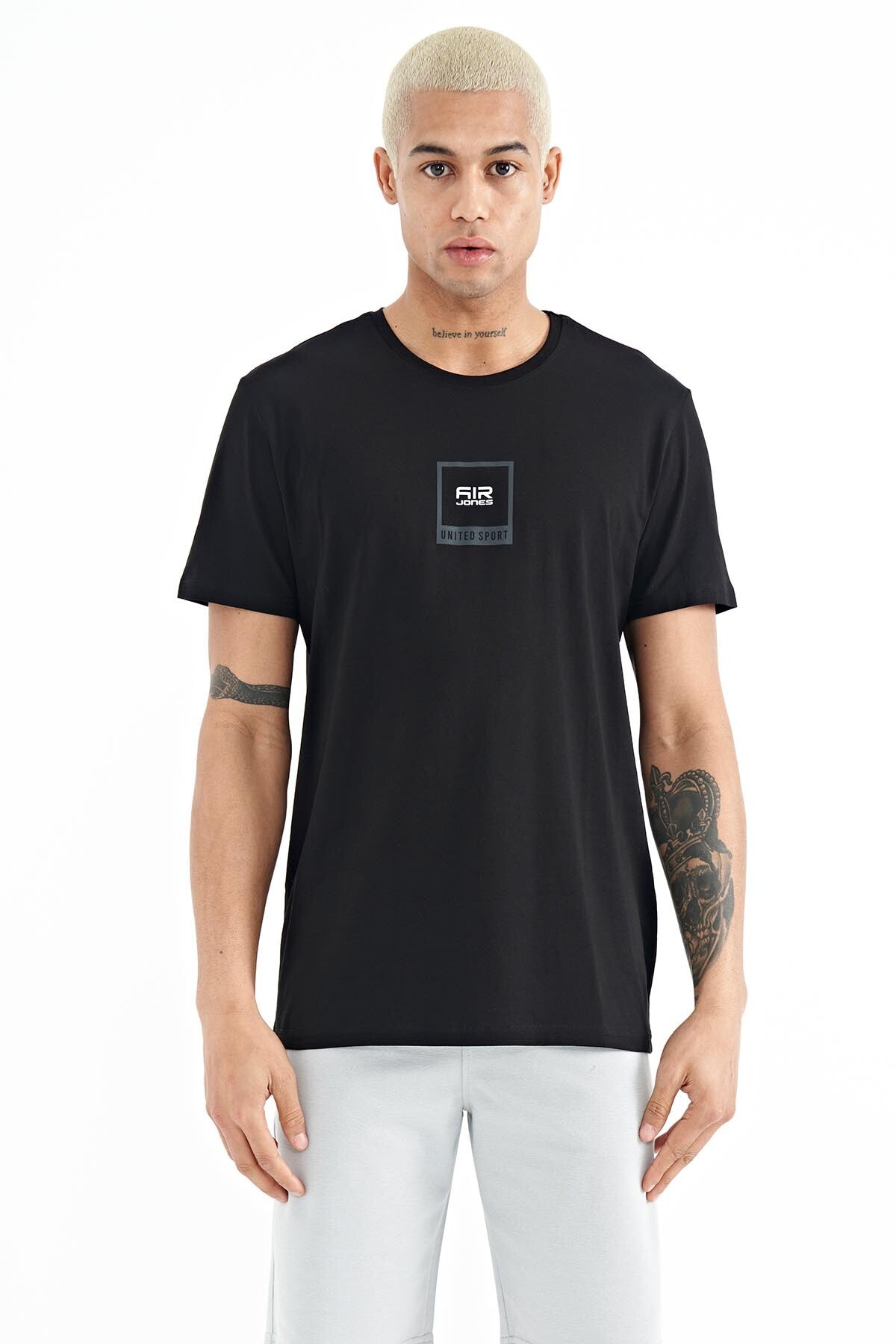 <tc>T-shirt homme à col rond Adney - 88230</tc>