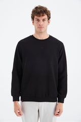 <tc>Sweatshirt pour homme à col rond, avec détails de bandes aux épaules et coupe décontractée - 88297</tc>