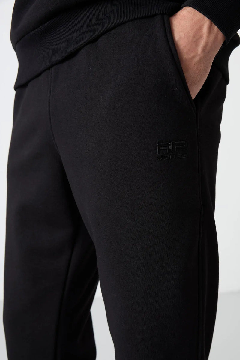 <tc>طقم رجالي رياضي مبطن - ٢ قطع " بنطلون + سويت شيرت - 85190</tc>