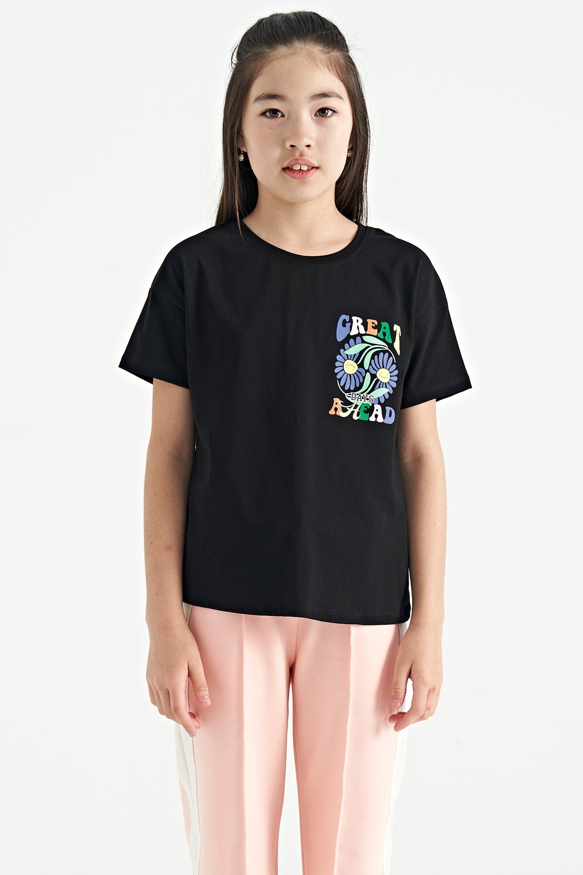 <tc>T-shirt fille oversize à manches courtes avec impression multicolore devant et derrière - 75117</tc>