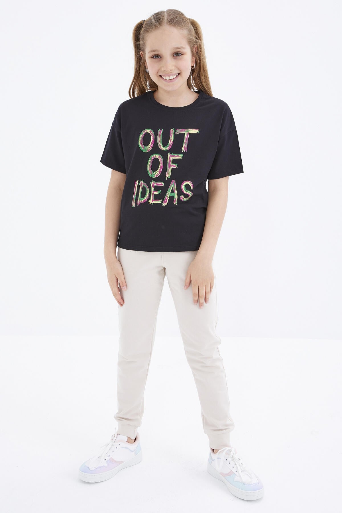 <tc>T-shirt fille à col rond, oversize avec imprimé texte et épaules basses - 75028</tc>