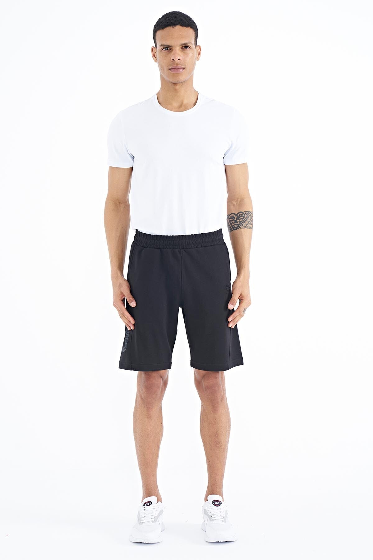 <tc>Short homme Aldo coupe standard - 81242</tc>