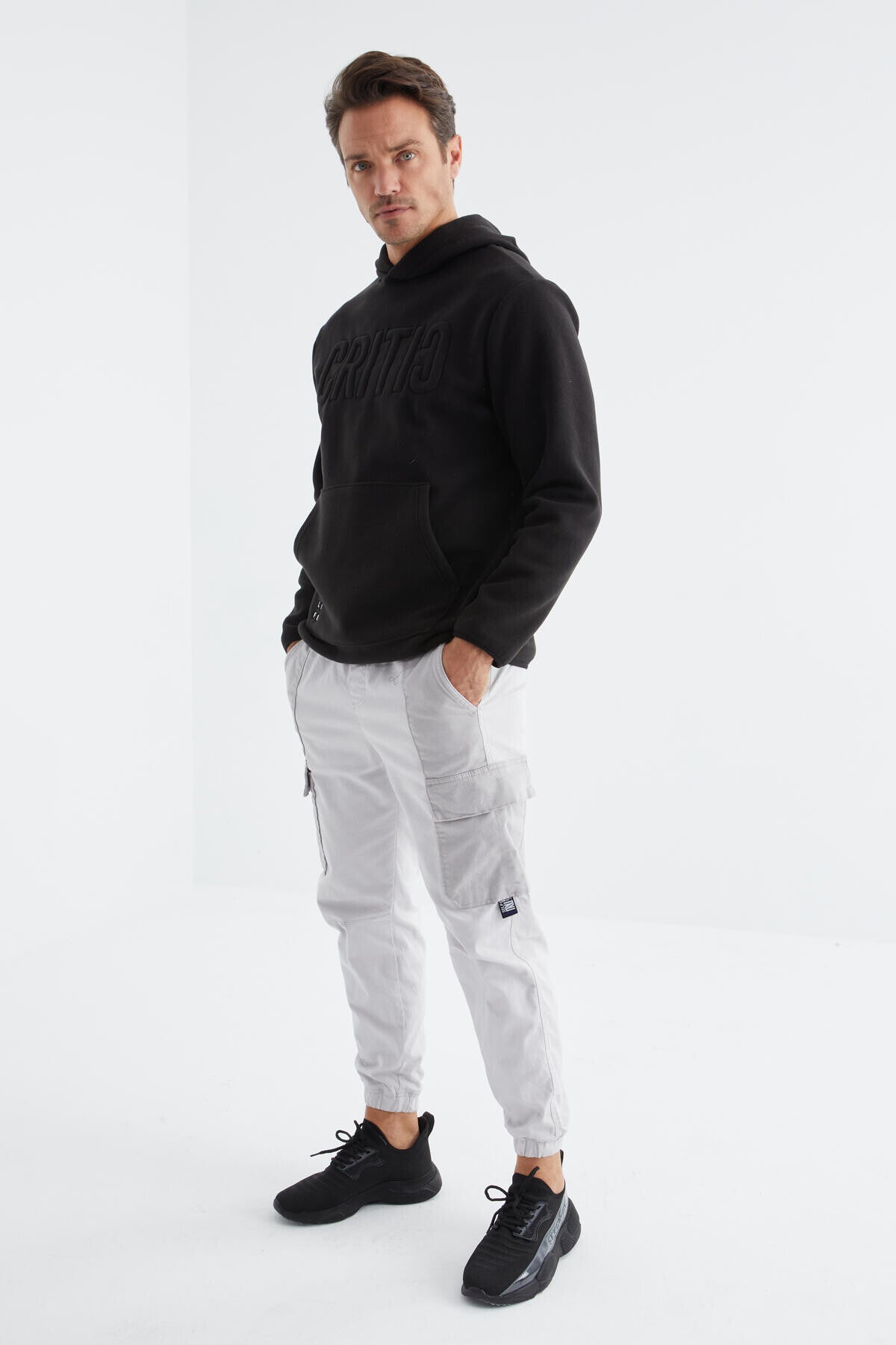 yazi nakişli kanguru cepli kapüşonlu standart kalip erkek polar sweatshirt - 88156 - Justyol