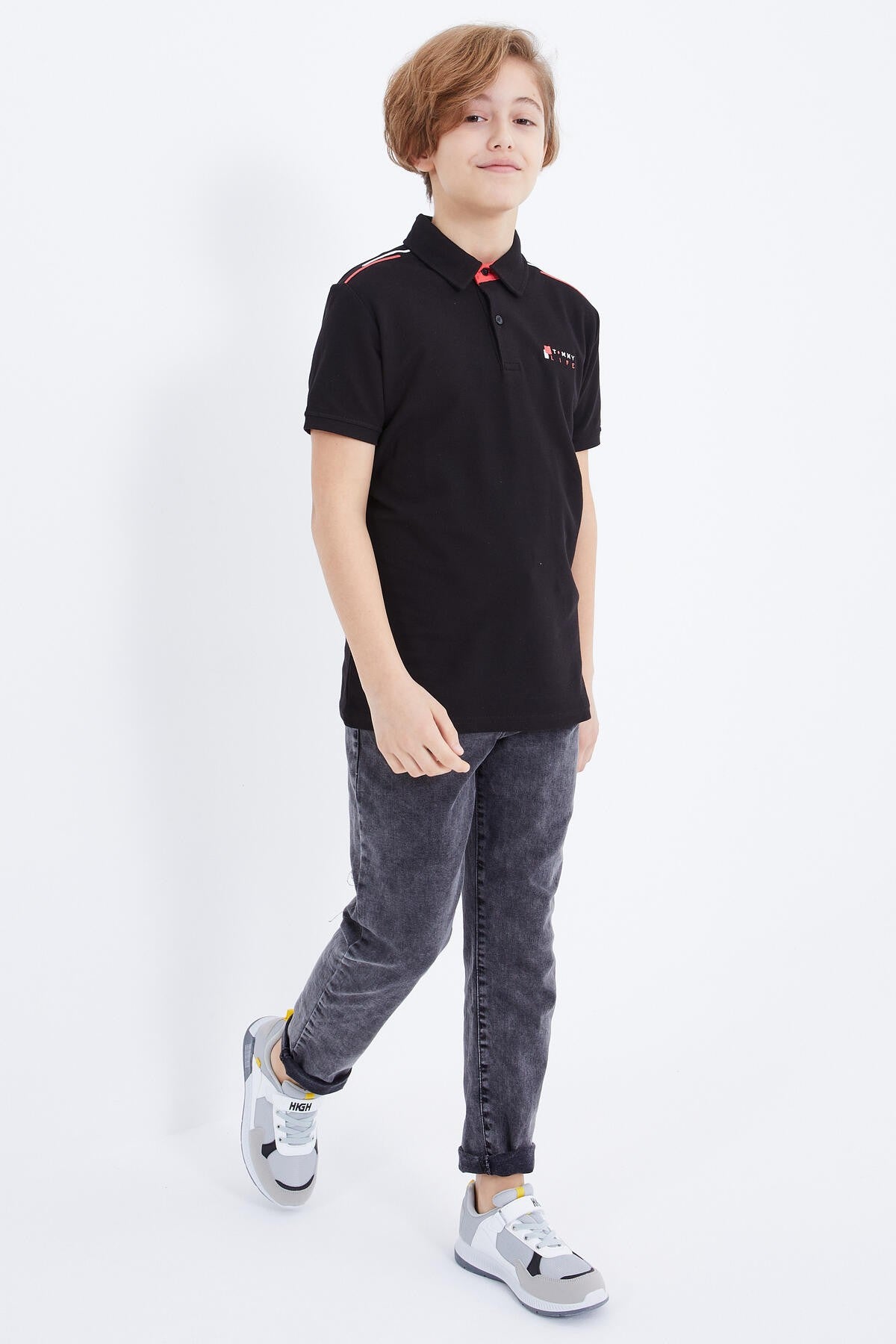 <tc>t-shirt pour garçon à manches courtes et col polo avec broderie de texte - 10896</tc>