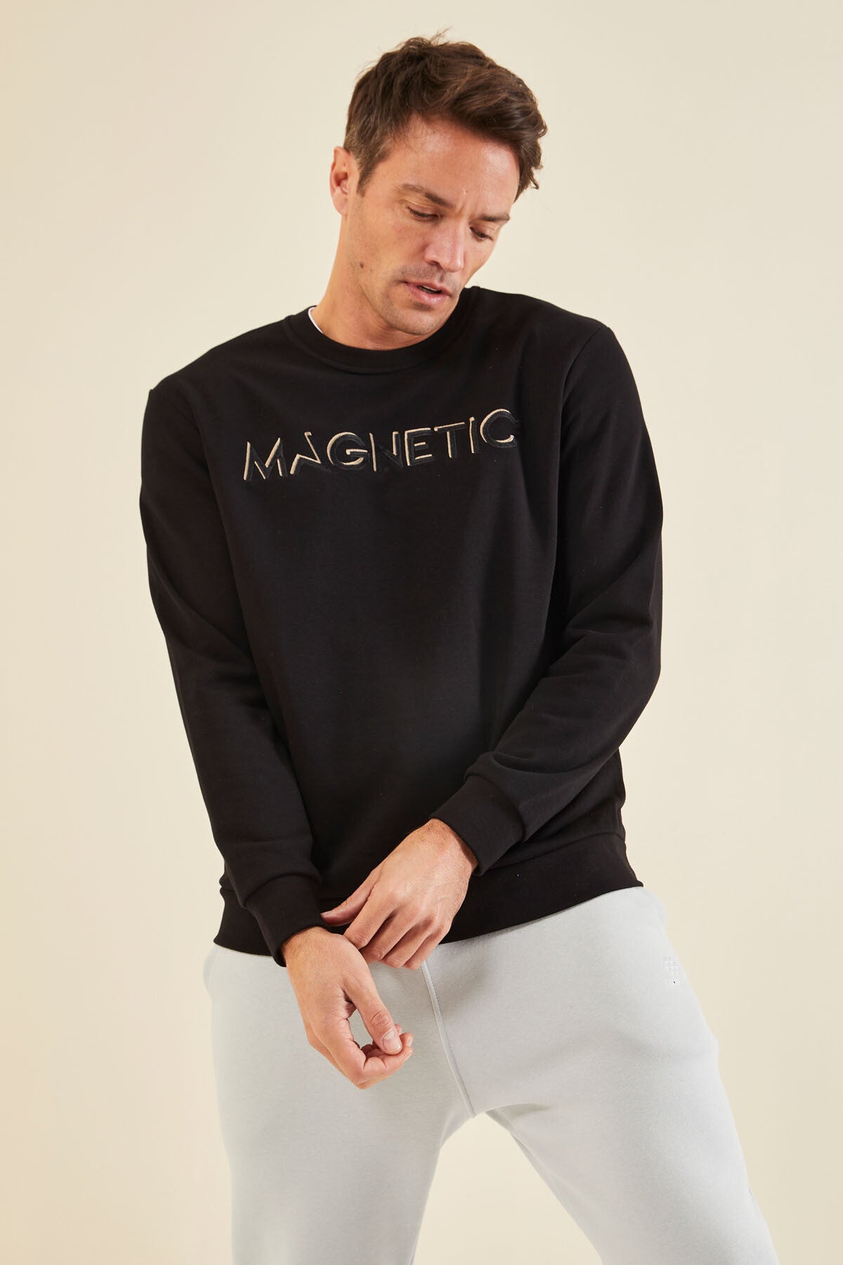 <tc>Sweatshirt homme à col rond, coupe décontractée avec broderie de texte - 88020</tc>