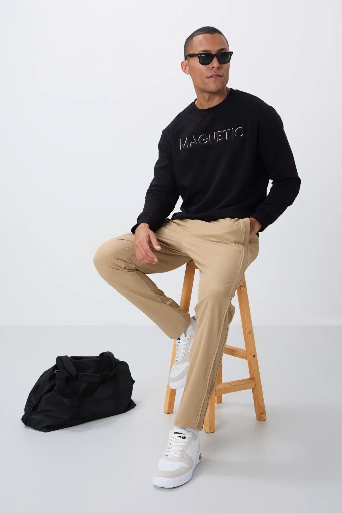 yazi nakişli o yaka rahat form erkek sweatshirt - 88020 - Justyol