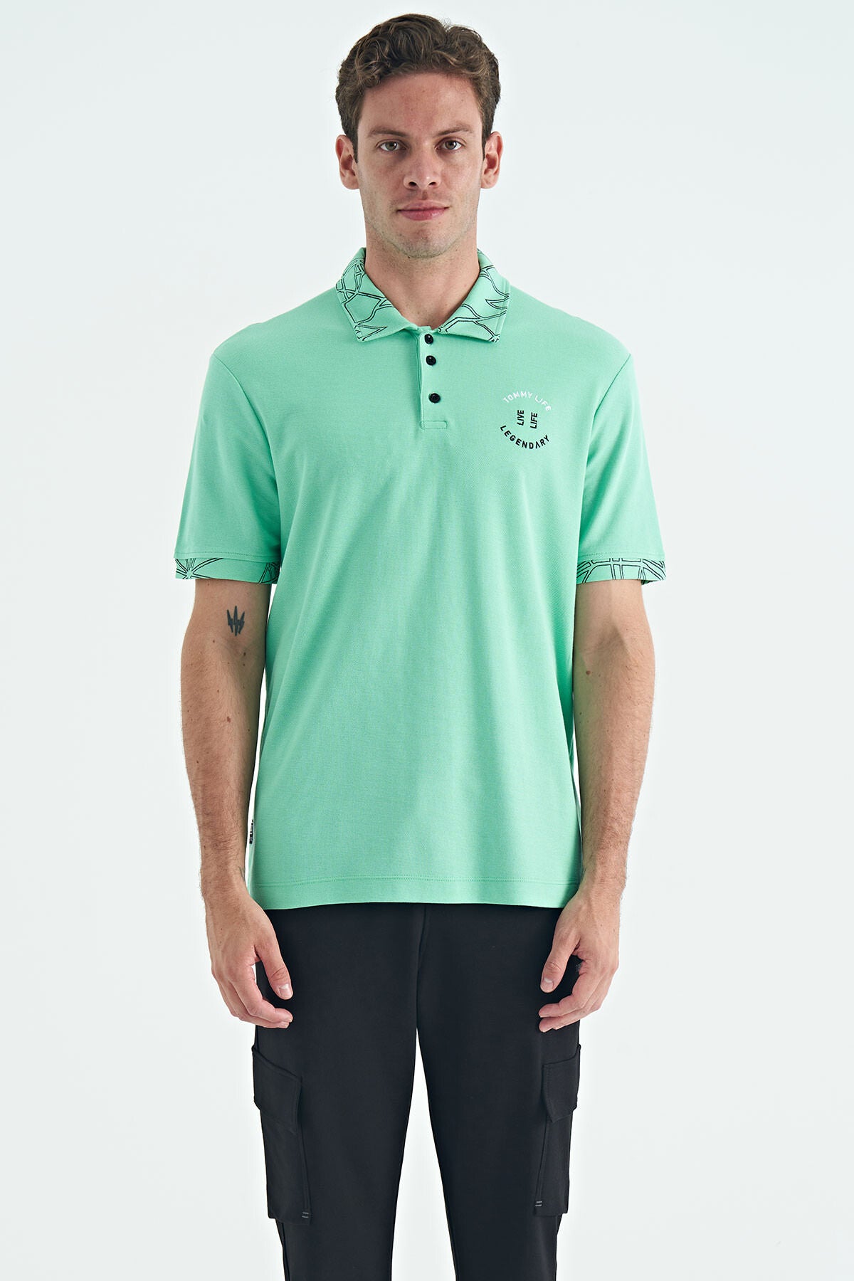 yazi nakişli baski detayli standart kalip polo yaka erkek t-shirt - 88239