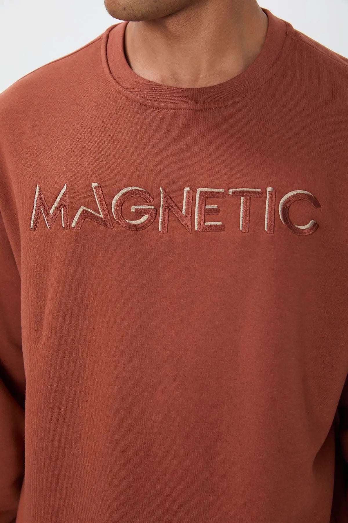 yazi nakişli o yaka rahat form erkek sweatshirt - 88020 - Justyol