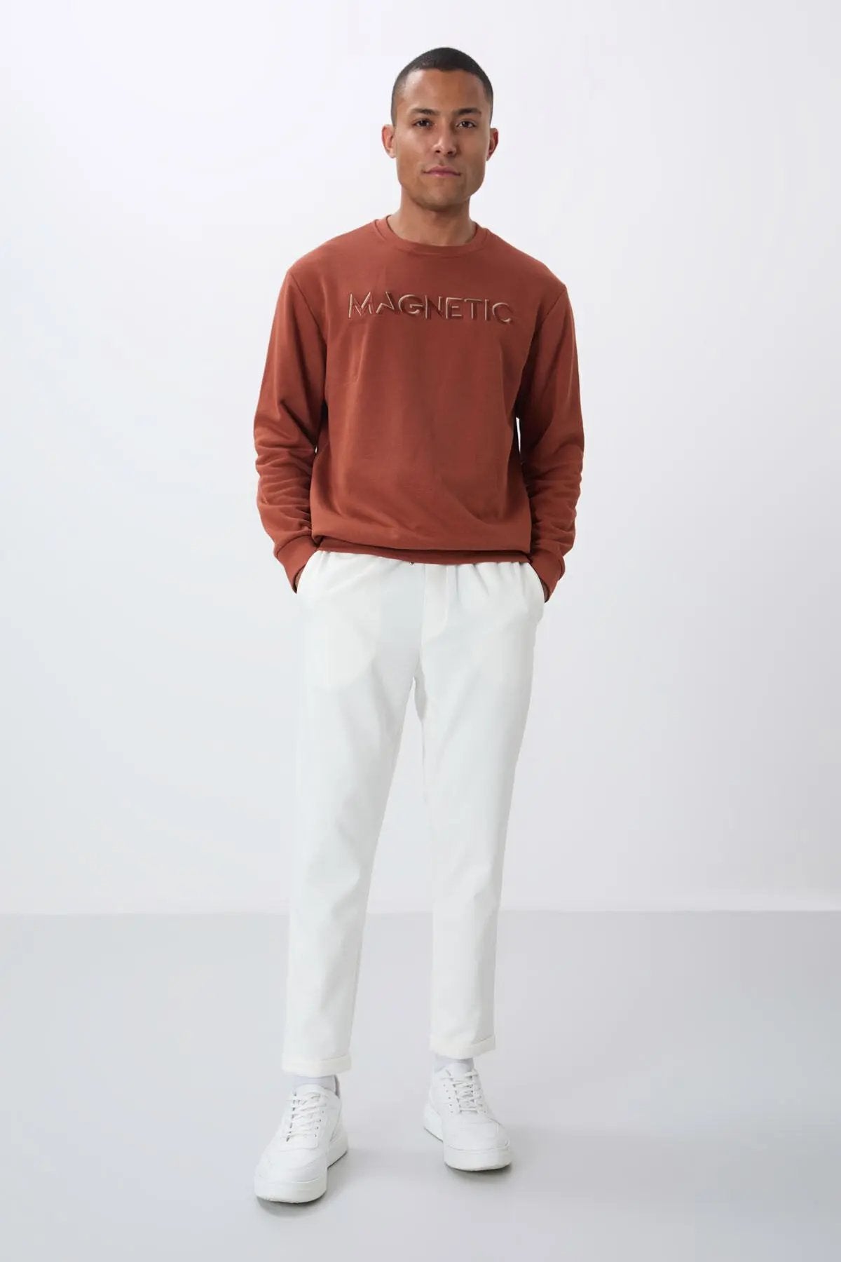 yazi nakişli o yaka rahat form erkek sweatshirt - 88020 - Justyol